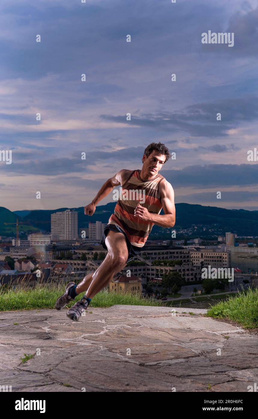 Man running, Linz, alta Austria, Austria Foto Stock