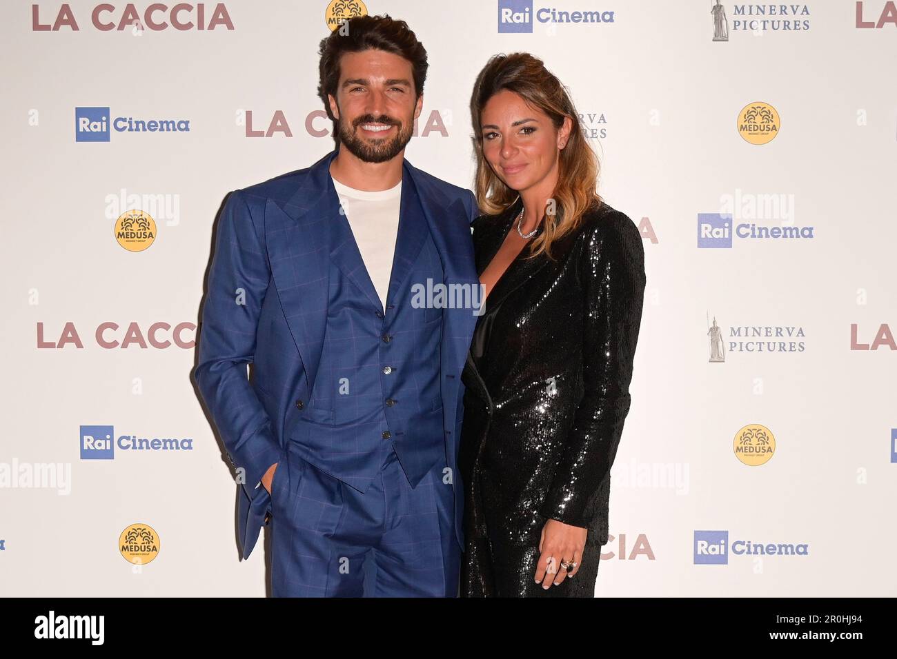 Roma, Italia. 08th maggio, 2023. Mariano di VAIO (l) ed Eleonora Brunacci (r) partecipano alla prima edizione del film "la caccia" al Cinema Barberini. Credit: SOPA Images Limited/Alamy Live News Foto Stock