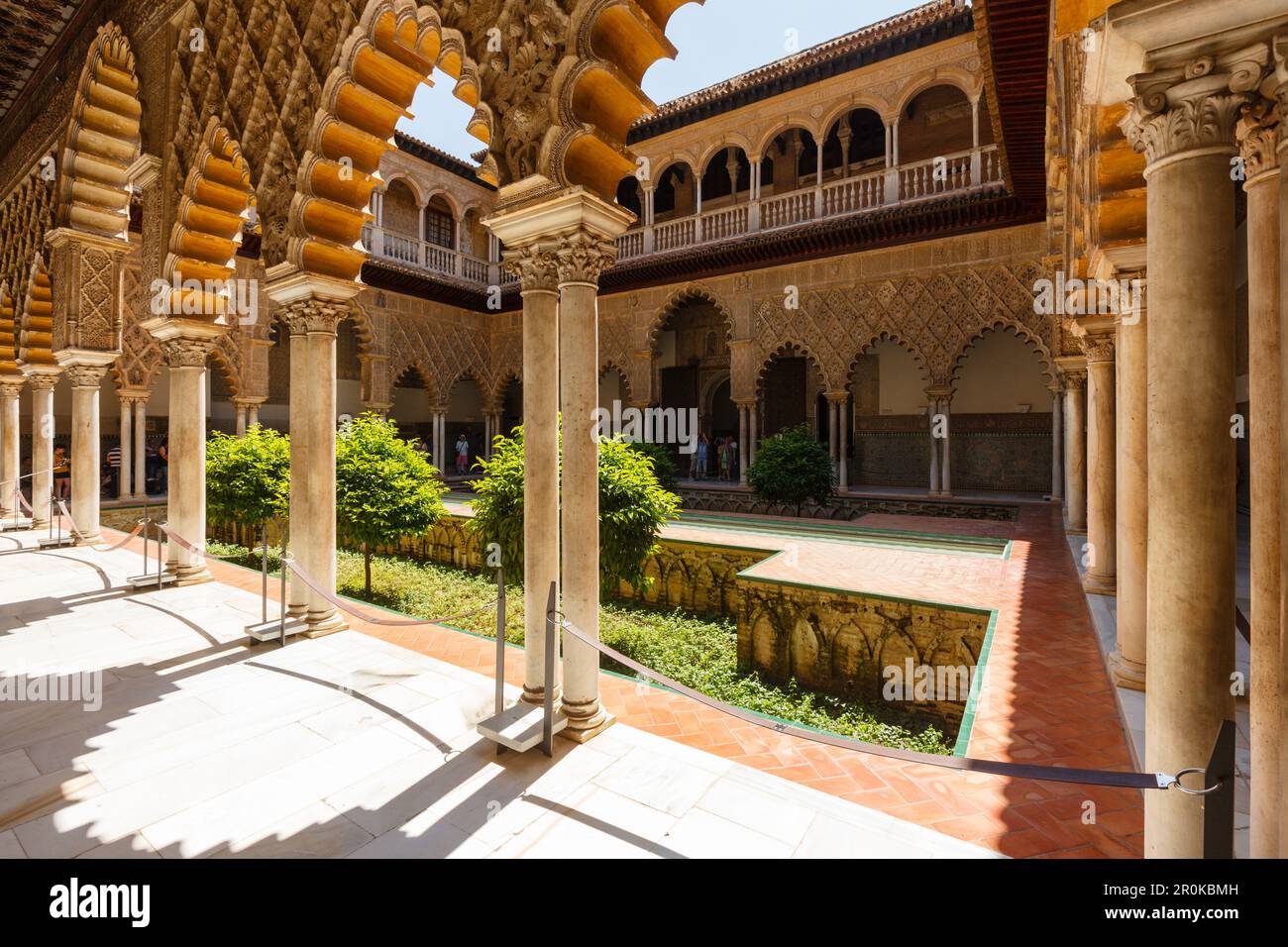 Patio de las Doncellas, Palacio del Rey Don Pedro, Real Alcazar, Palazzo reale, architettura in stile Mudejar, Patrimonio Mondiale dell'UNESCO, Sevilla, Andalusia, Foto Stock