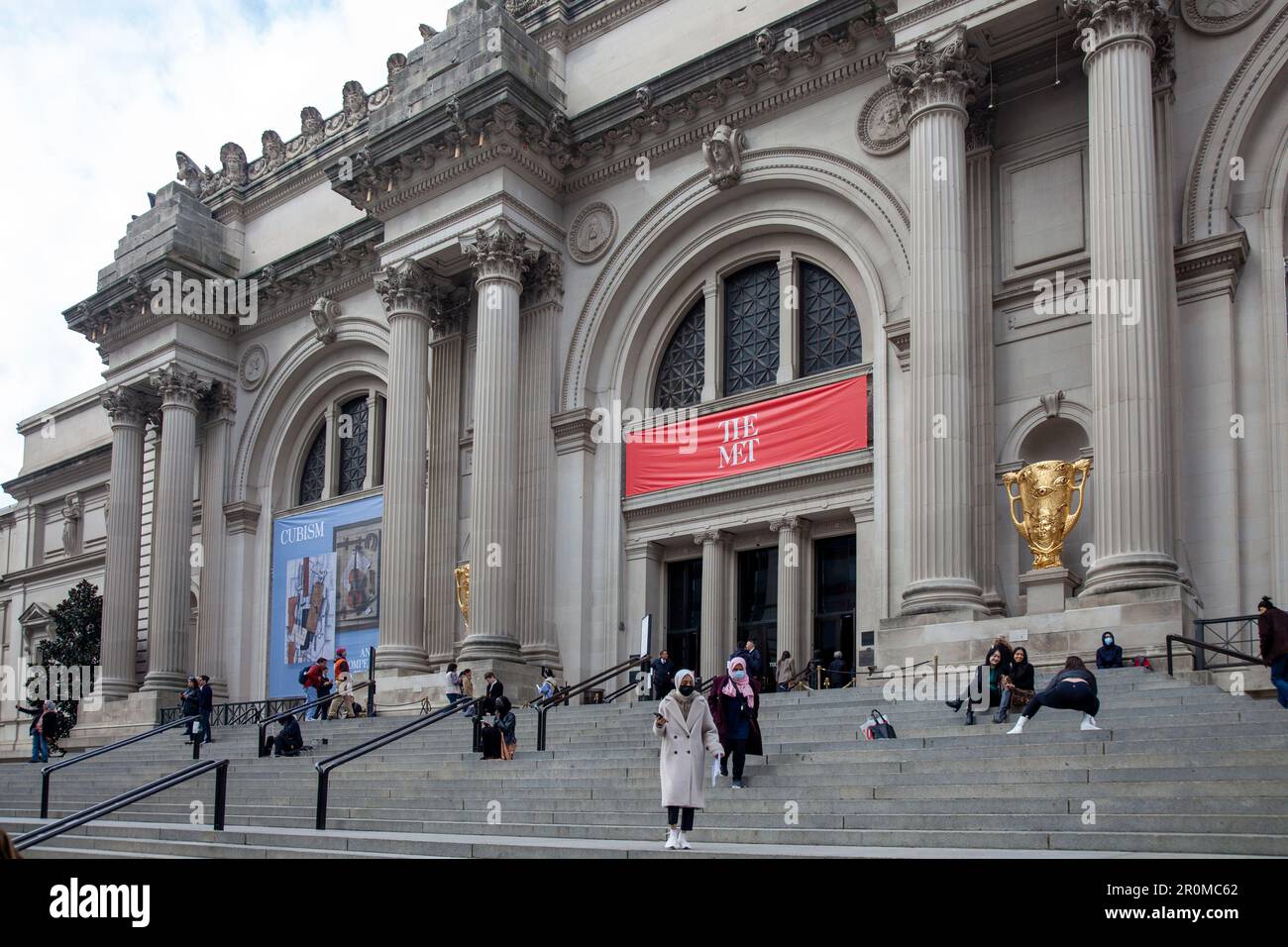 The met fifth avenue immagini e fotografie stock ad alta risoluzione