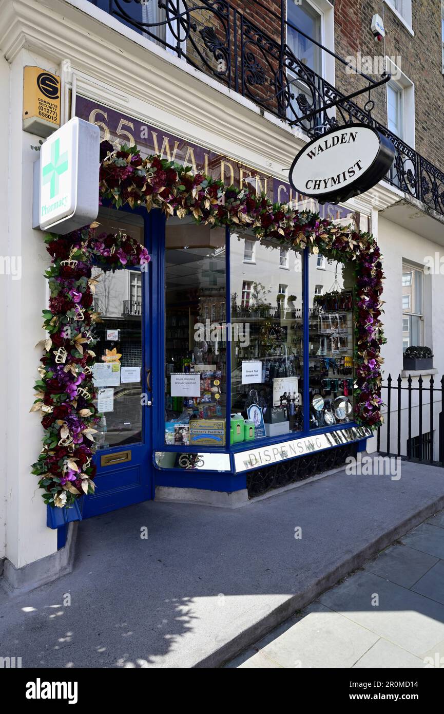 Walden Chymist (farmacia) shop, Elizabeth Street, Belgavia, West London, Regno Unito Foto Stock