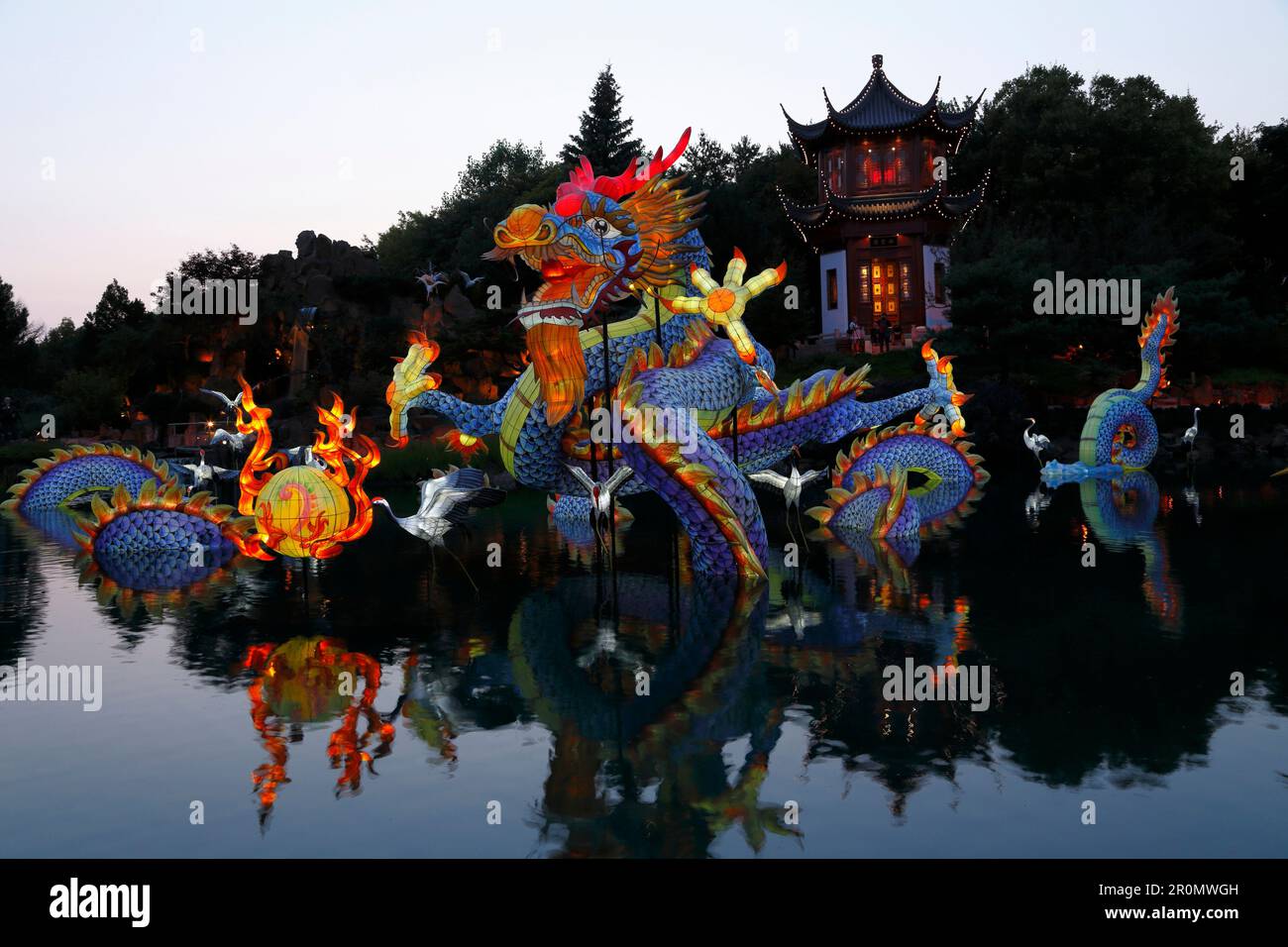 Chinese Lights Festival nel giardino botanico di Montreal, Quebec, Canada Foto Stock