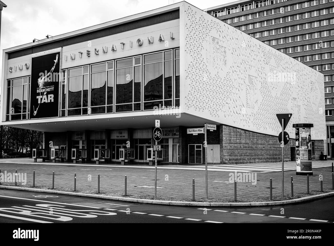 Kino International Cinema ex Berlino Est Foto Stock
