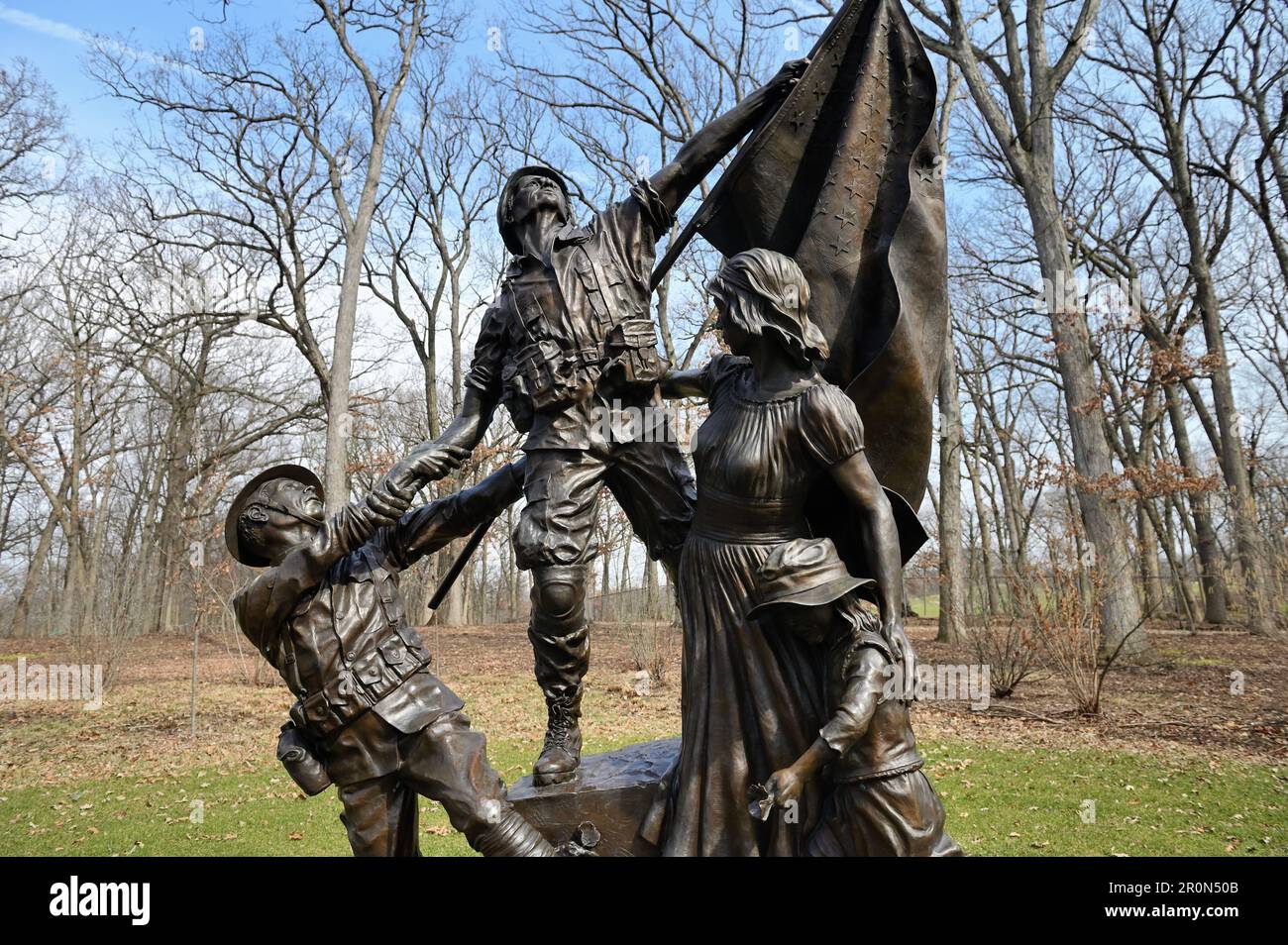 Wheaton, Illinois, Stati Uniti. La statua 'Spirito di impegno' al Parco Cantigny. Foto Stock