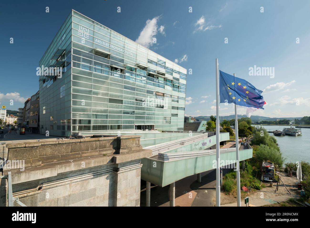 Ars Electronica Center, Urfahr, Linz, Austria Superiore Foto Stock