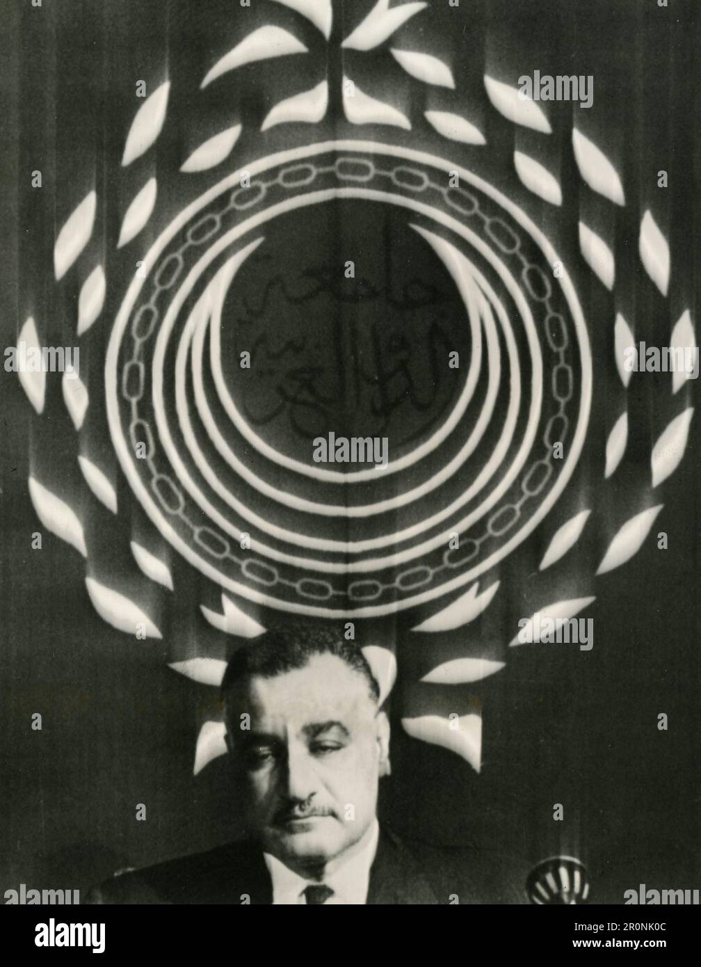 Il presidente egiziano Gamal Abdel Nasser presiede la conferenza del vertice arabo del 3rd sotto la Lega araba, Casablanca 1965 Foto Stock