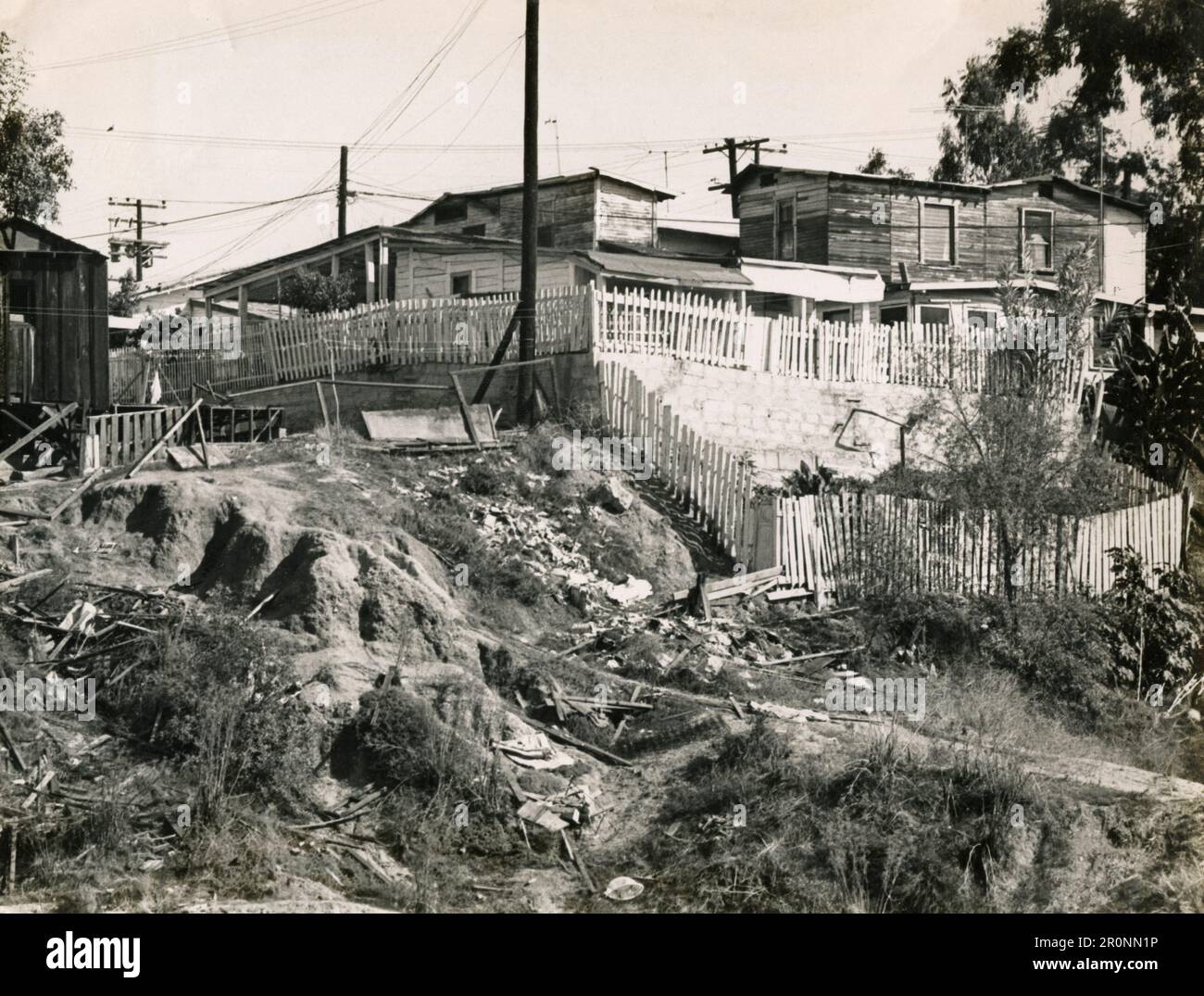 Shacks nella parte orientale di Los Angeles, dove vivono molti poveri messicani-americani, USA 1965 Foto Stock
