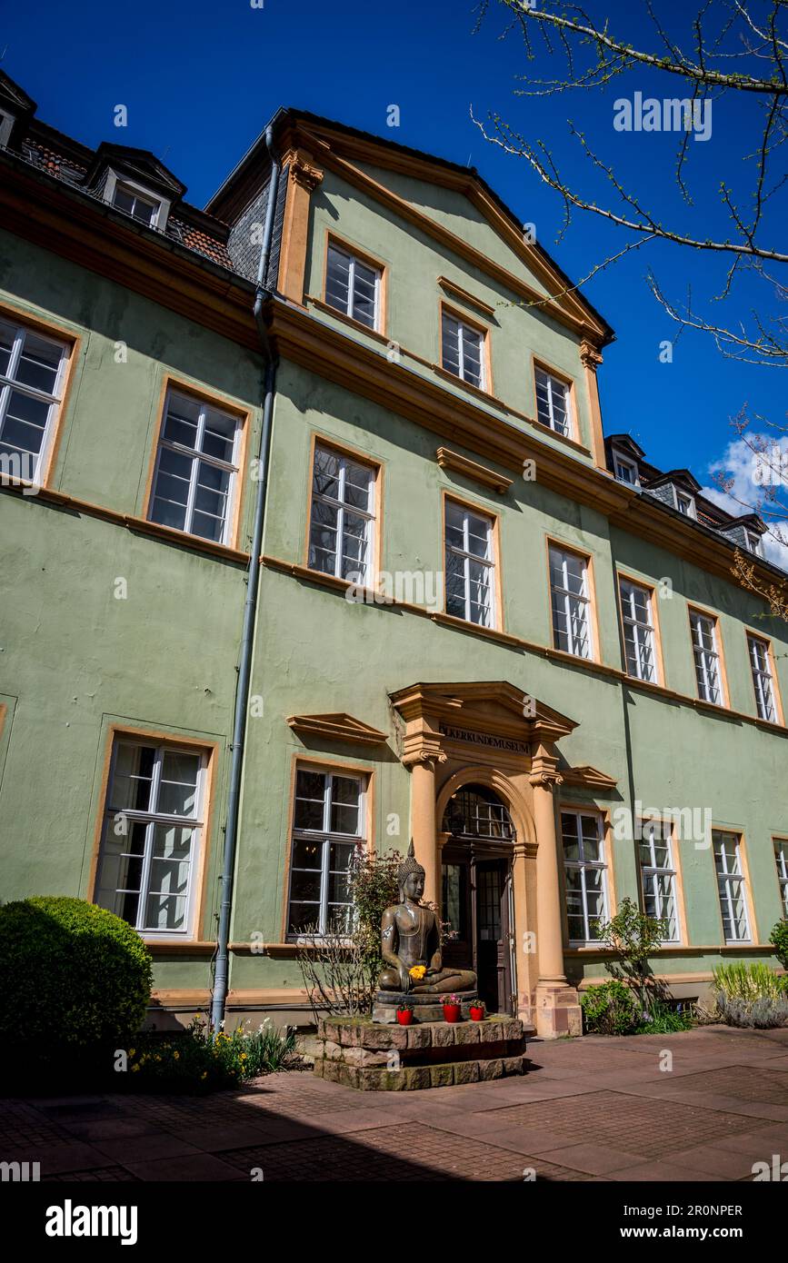 Völkerkundemuseum, un museo etnografico specializzato in arte e oggetti etnografici provenienti da Asia, Africa e Oceania, Heidelberg, Germania Foto Stock