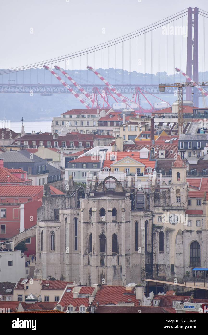 Vista aerea sopra i tetti di Lisbona, Portogallo Foto Stock