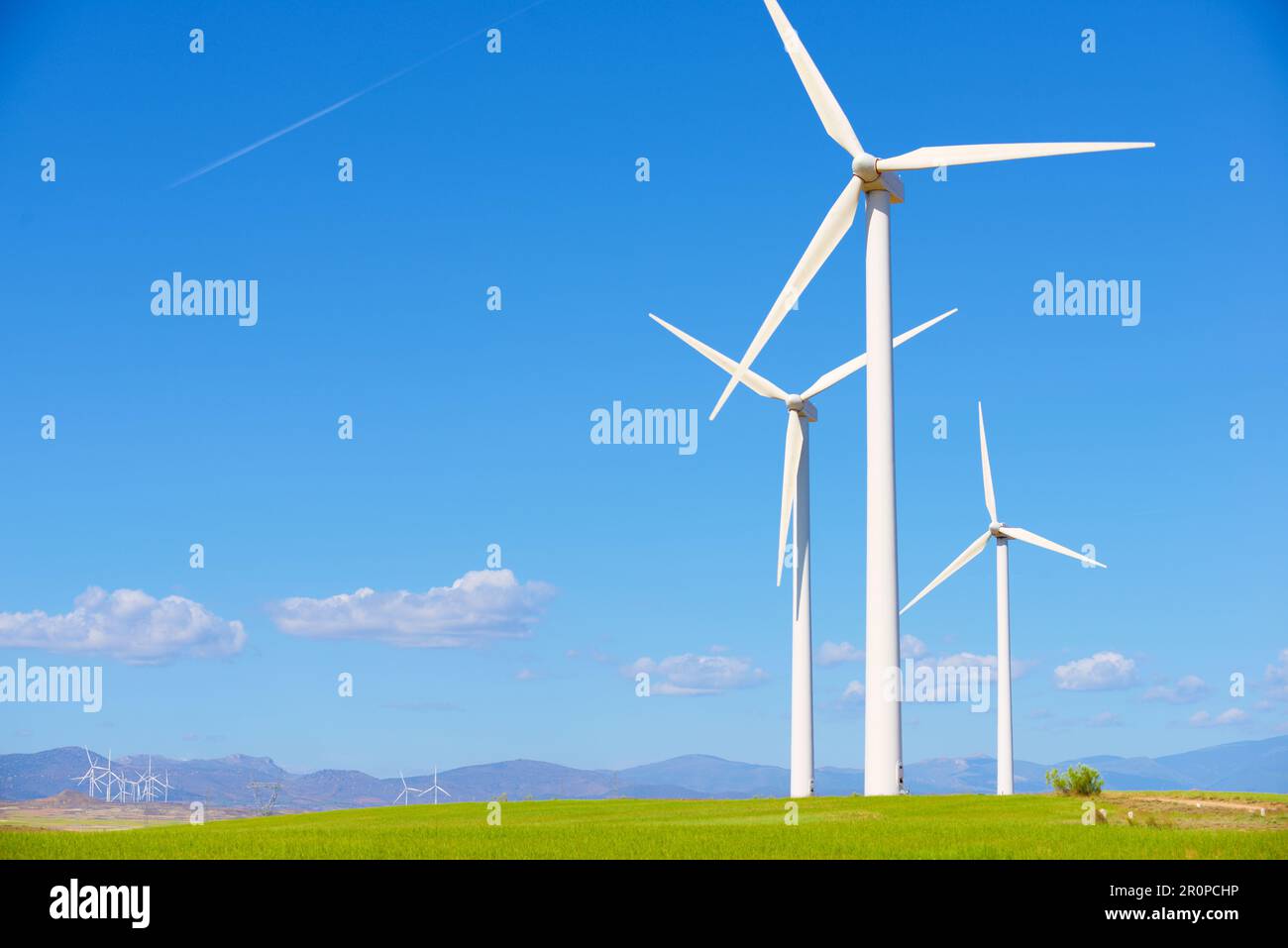 Generatori di turbine eoliche per la produzione di energia elettrica rinnovabile Foto Stock