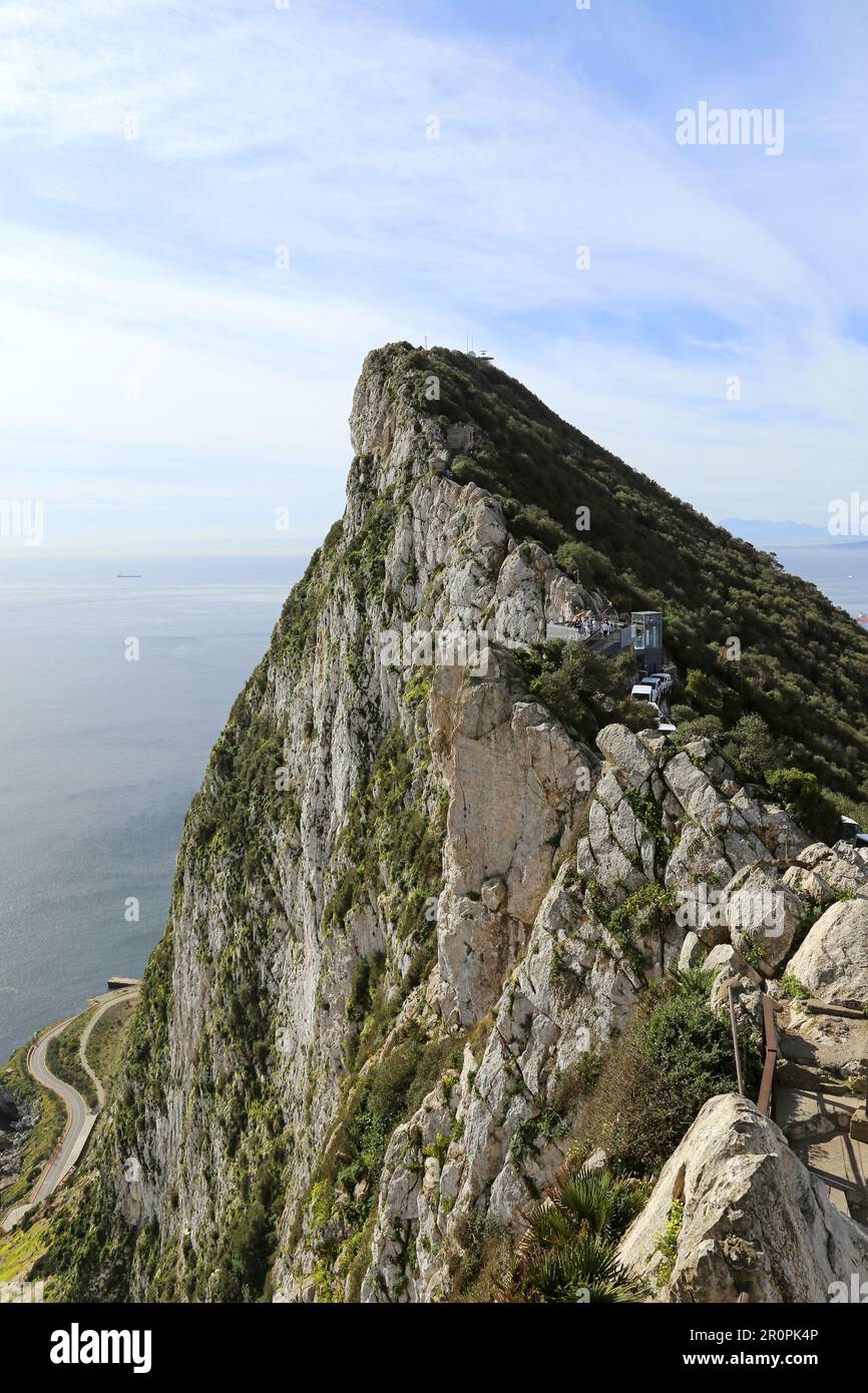 Douglas e Moorish Lookouts, e Fortress Commander's Command Post (in alto), Nature Reserve, Gibilterra, Regno Unito, Regno Unito, Mar Mediterraneo, Europa Foto Stock