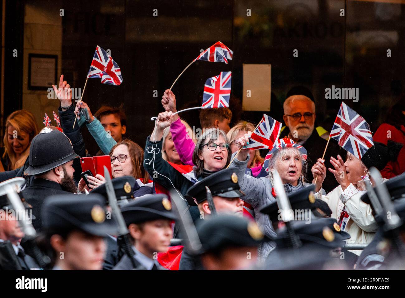 La processione di Re Carlo III, Whitehall e The Mall, Londra, sabato 6 maggio 2023 Foto Stock