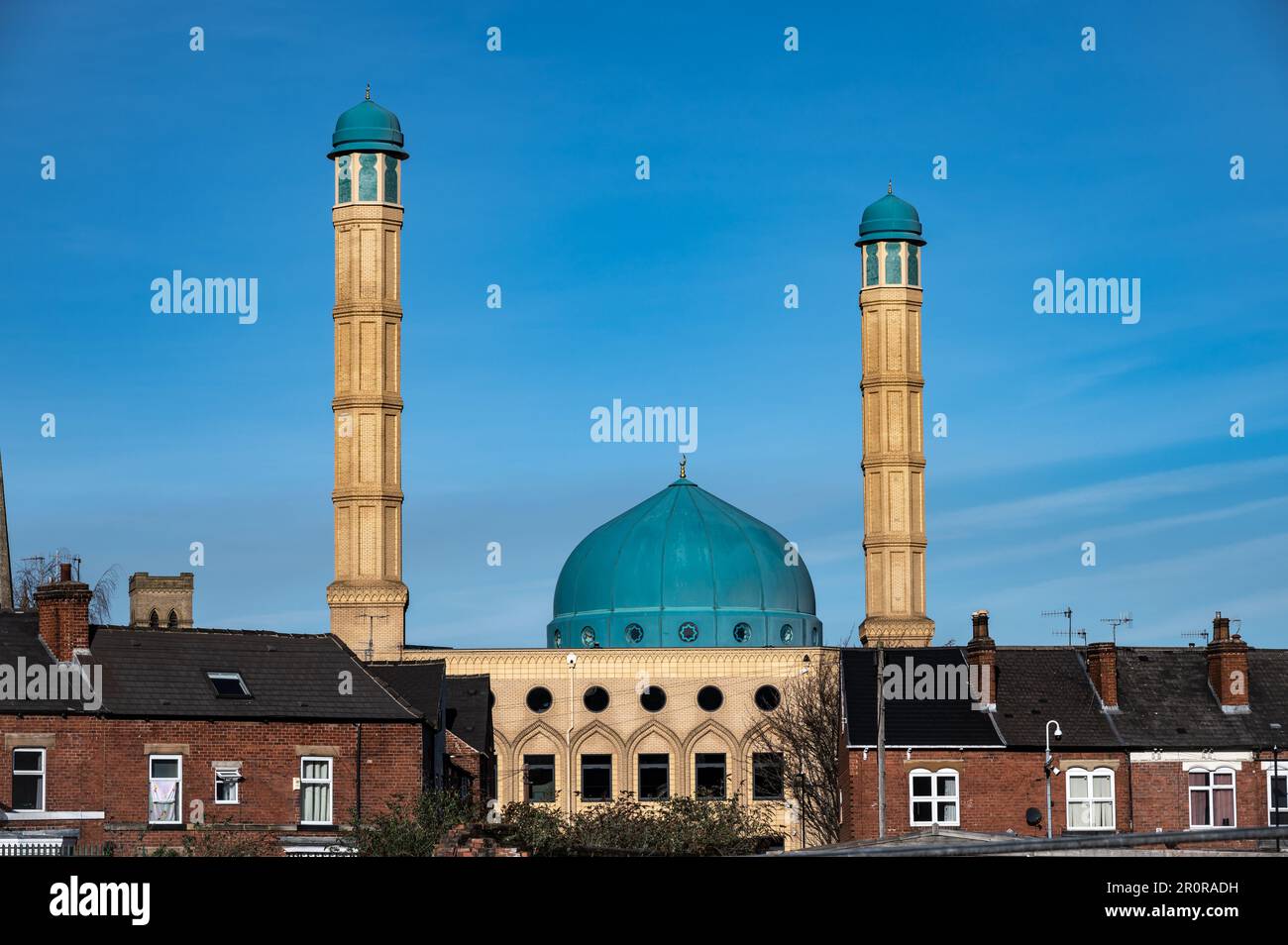 La moschea di Madina o Madina Masjid, conosciuta anche come la "moschea di Wolseley Road", è la prima moschea appositamente costruita a Sheffield, nel South Yorkshire, Inghilterra Foto Stock