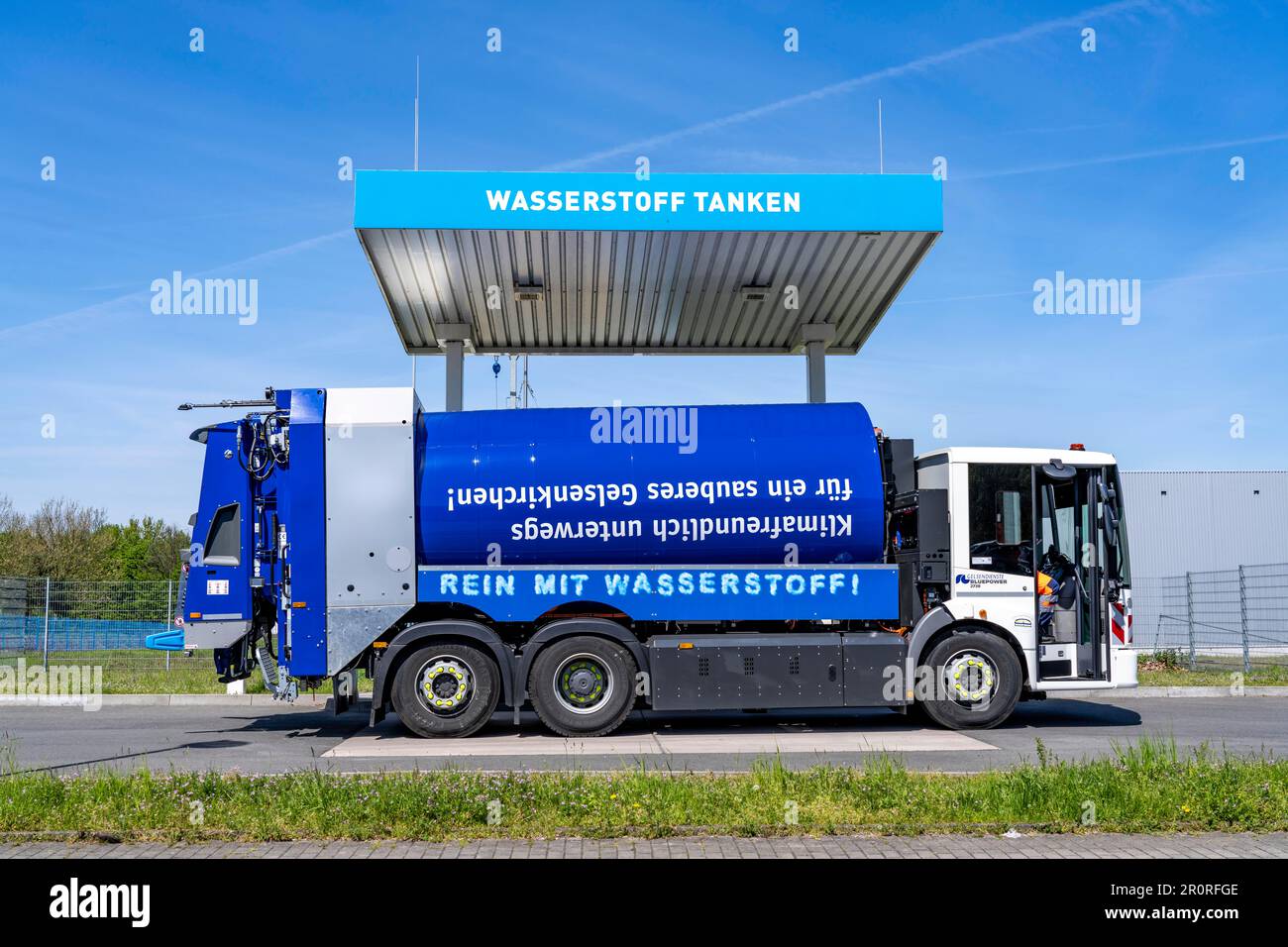 Stazione di rifornimento idrogeno, veicolo per lo smaltimento dei rifiuti, veicolo per la raccolta dei rifiuti, di Gelsendienste di Gelsenkirchen, rifornimento in corrispondenza del centro di idrogeno Foto Stock