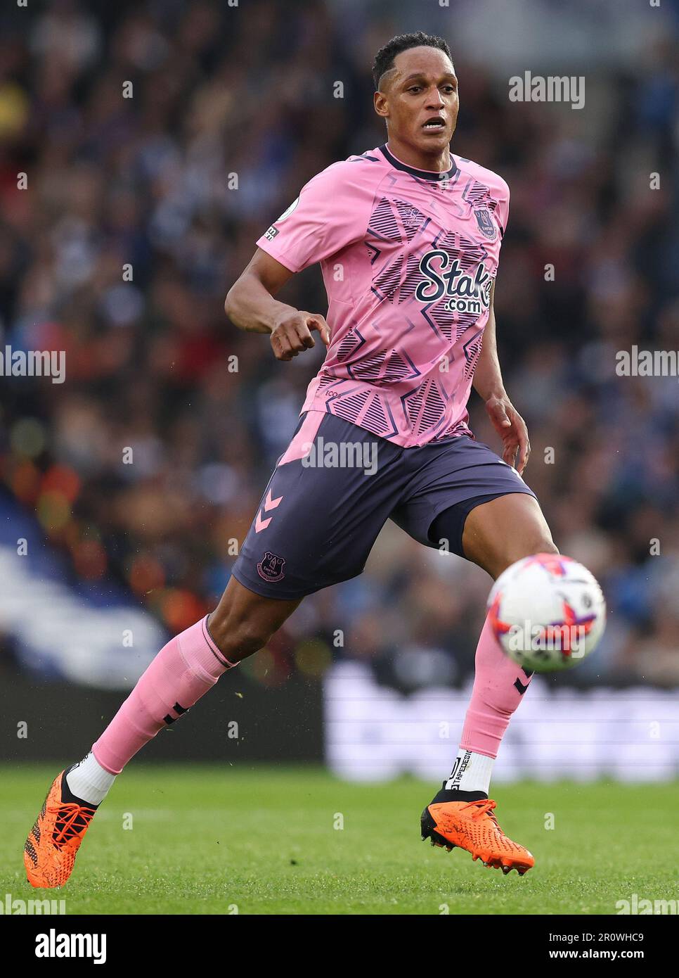 Brighton e Hove, Inghilterra, 8th maggio 2023. Yerry Mina di Everton durante la partita della Premier League presso l'AMEX Stadium, Brighton e Hove. L'accreditamento dell'immagine dovrebbe leggere: Paul Terry / Sportimage Foto Stock