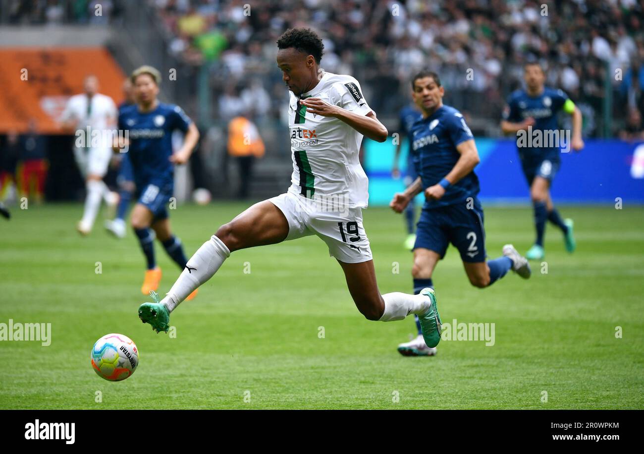 Bundesliga, Borussia Park Mönchengladbach: Borussia Mönchengladbach vs VfL Bochum; Nathan N´Goumou (BMG) Foto Stock