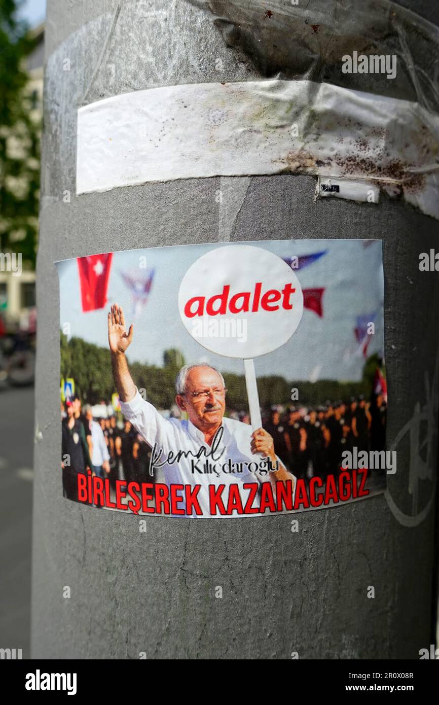 Adesivo, elezioni presidenziali, elezioni parlamentari in Turchia nel maggio 2023, cittadini turchi, Berlino, Germania Foto Stock