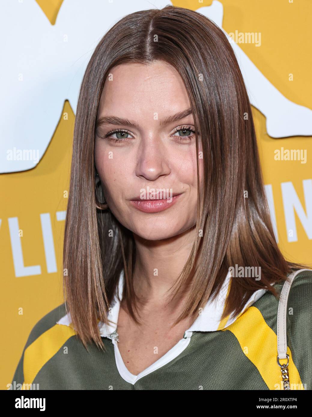 HOLLYWOOD, LOS ANGELES, CALIFORNIA, USA - MAGGIO 09: Il modello danese Josephine Skriver arriva al PrettyLittleThing X Kappa Launch Party che si tiene presso la Sunset Room Hollywood il 9 Maggio 2023 a Hollywood, Los Angeles, California, Stati Uniti. (Foto di Xavier Collin/Image Press Agency) Foto Stock