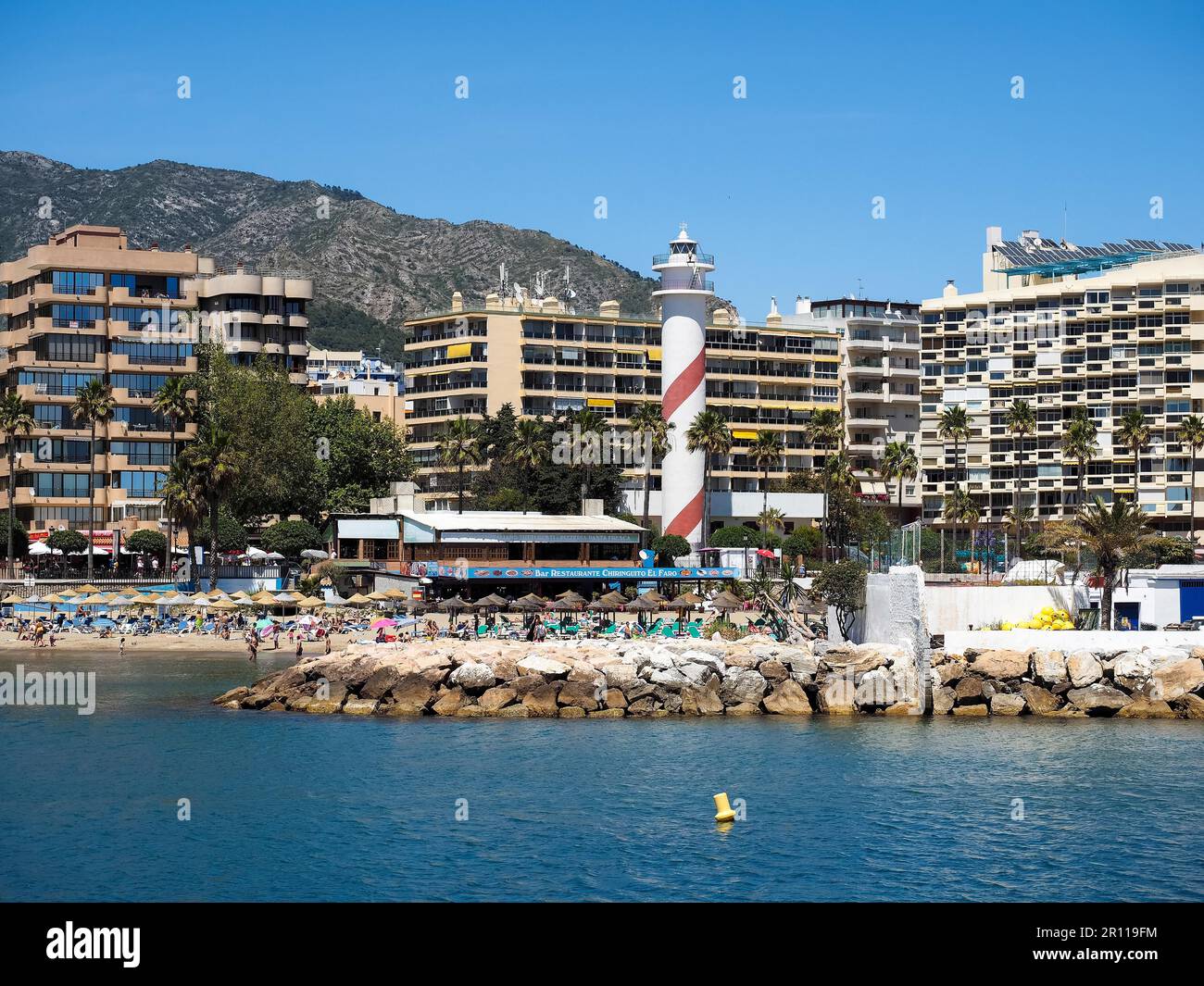 MARBELLA, ANDALUCIA/SPAGNA - 4 MAGGIO : Vista del porto turistico di Marbella Spagna il 4 maggio 2014. Persone non identificate Foto Stock
