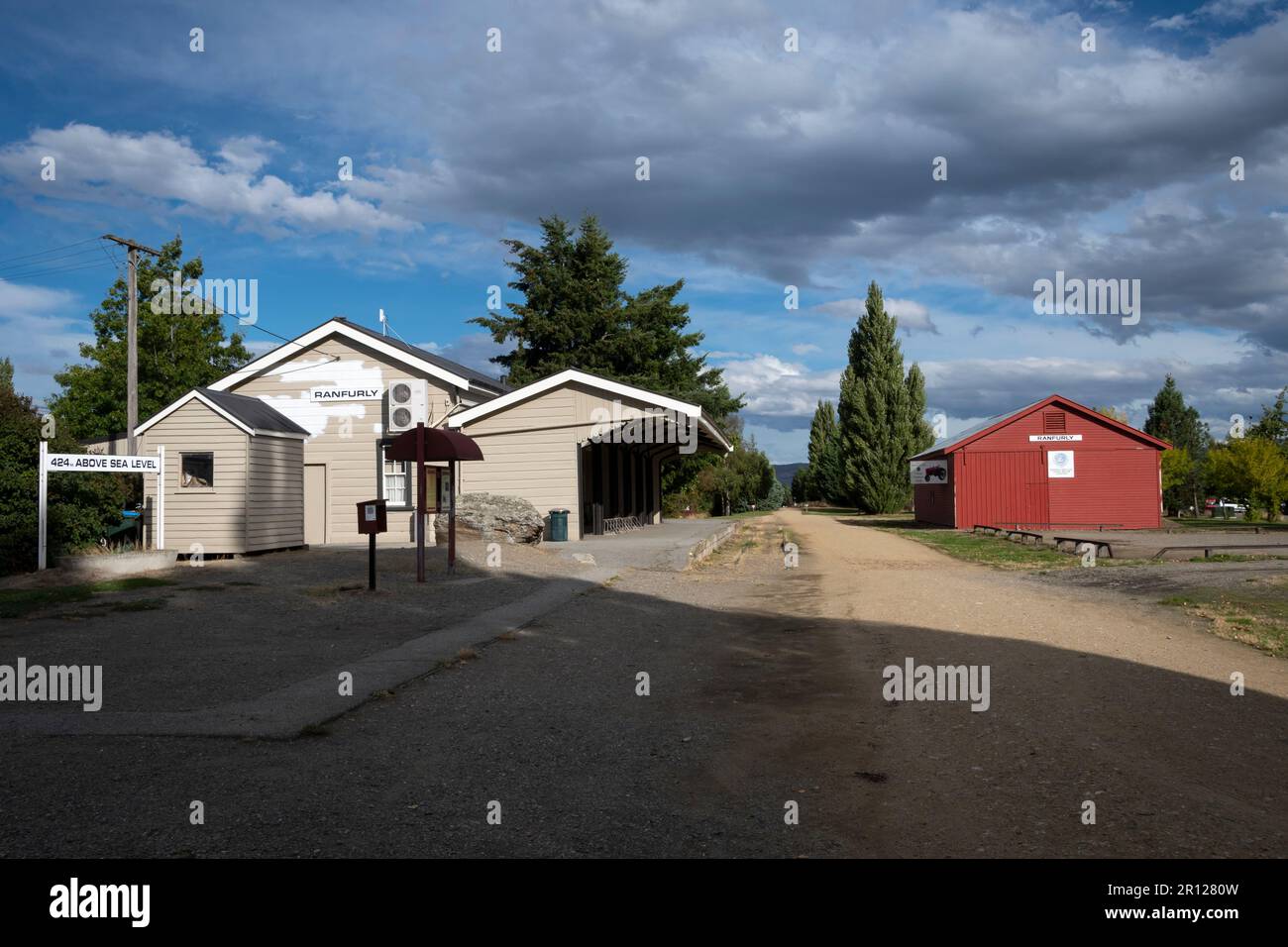 Stazione ferroviaria di Ranfurly, Otago Central Rail Trail, Central Otago, South Island, Nuova Zelanda Foto Stock