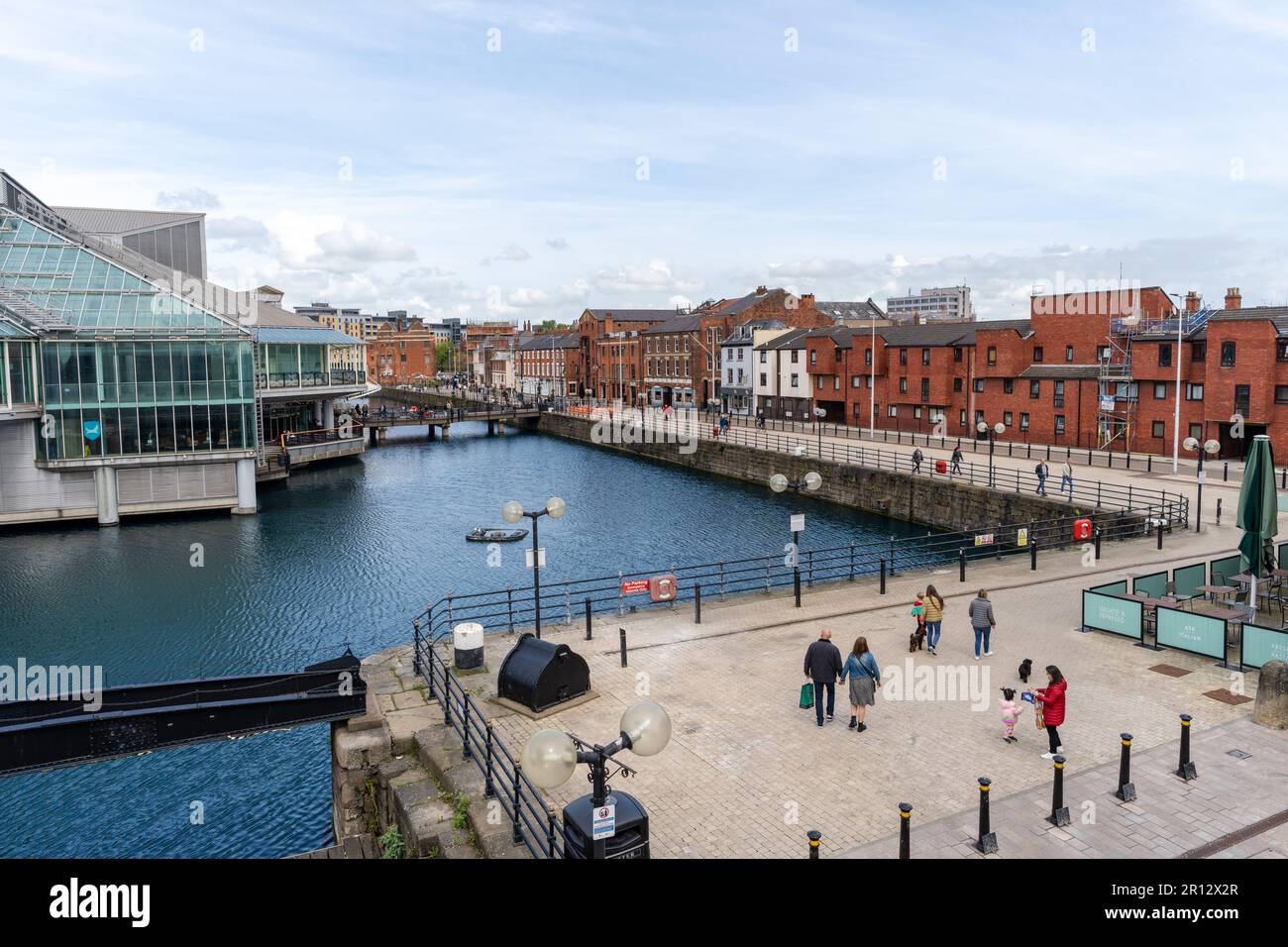 Vista esterna del centro commerciale Princes Quay nella città di Kingston upon Hull, Regno Unito. Foto Stock