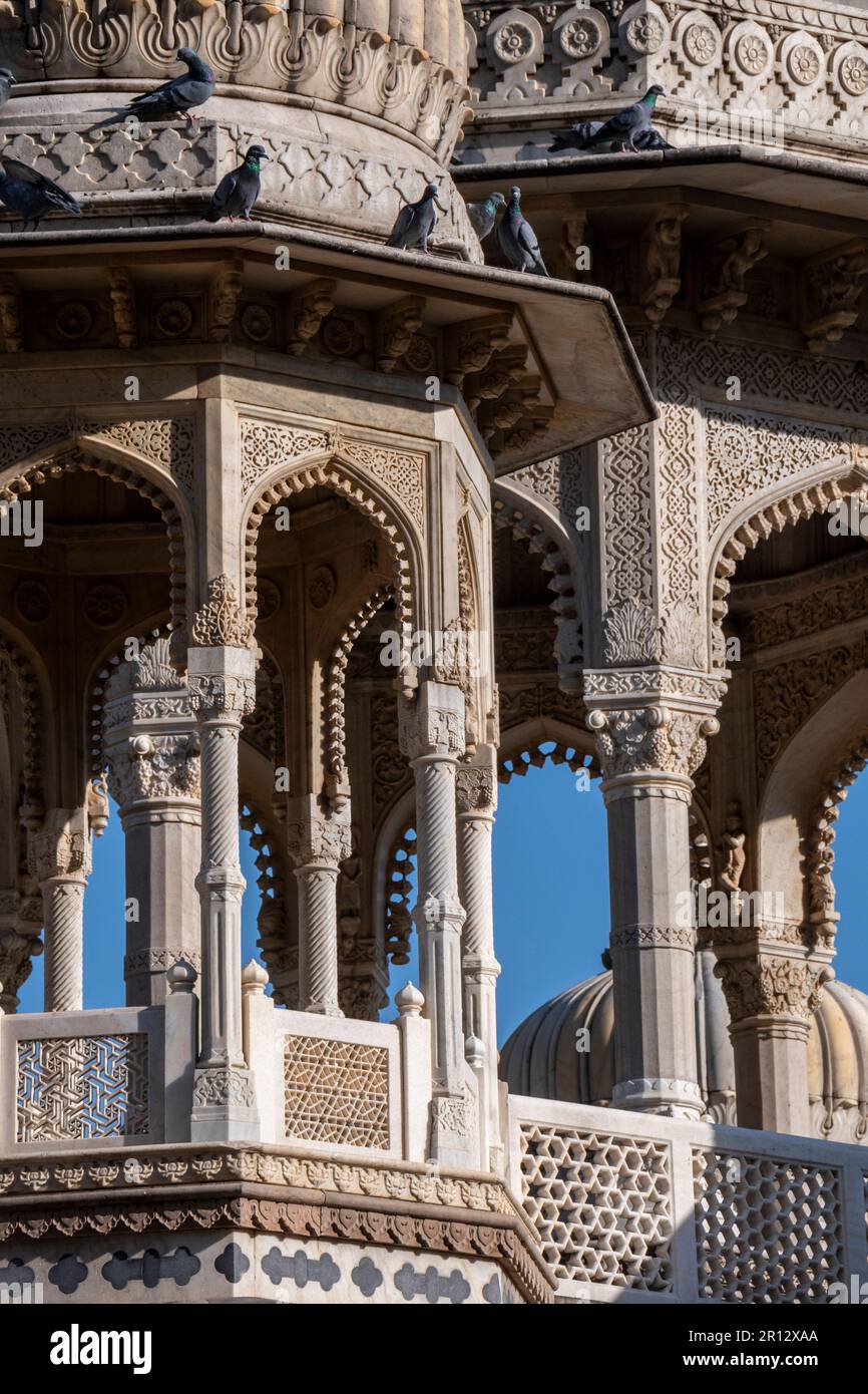 Monumenti a Gaitor Ki Chhatriyan, Jaipur, Rajasthan, India Foto Stock