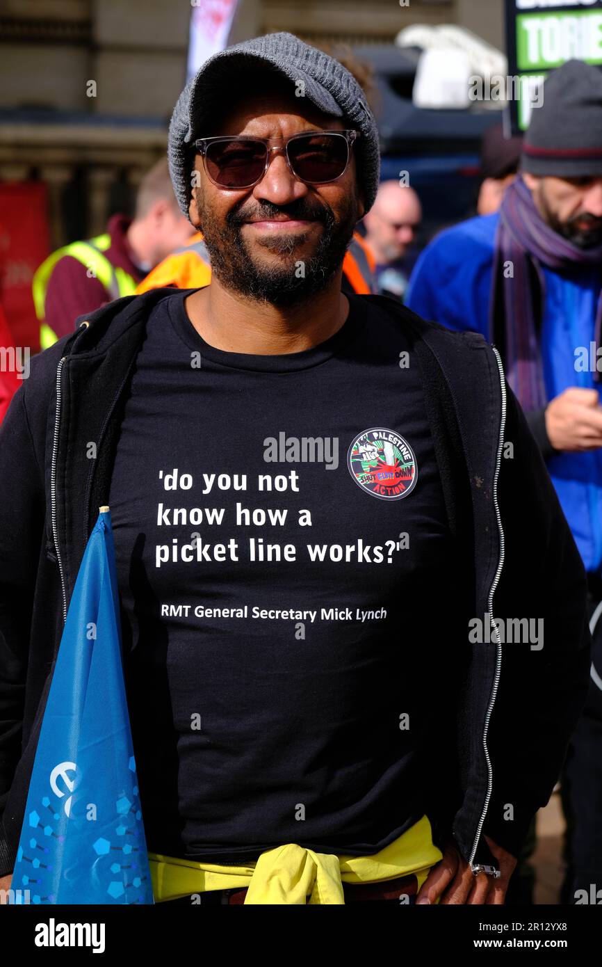 Victoria Square, Birmingham. 2nd Ott 2022. La Gran Bretagna è rotta / basta protestare contro il Partito conservatore Conf. Credit Mark Lear / Alamy Live News Foto Stock