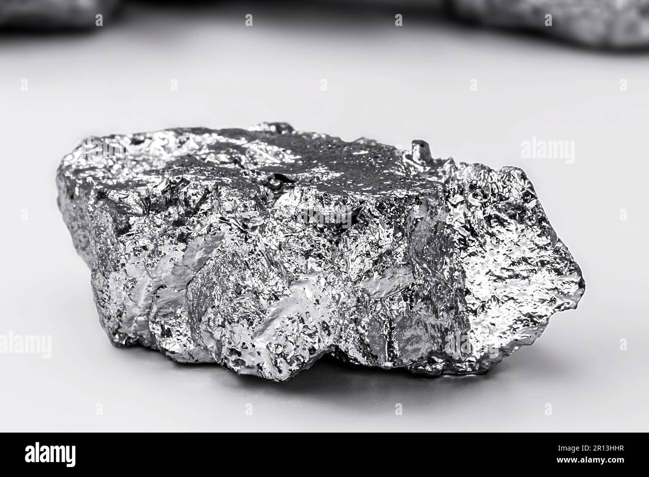 Il cobalto è un elemento chimico, il simbolo Co, utilizzato per creare leghe metalliche Foto Stock