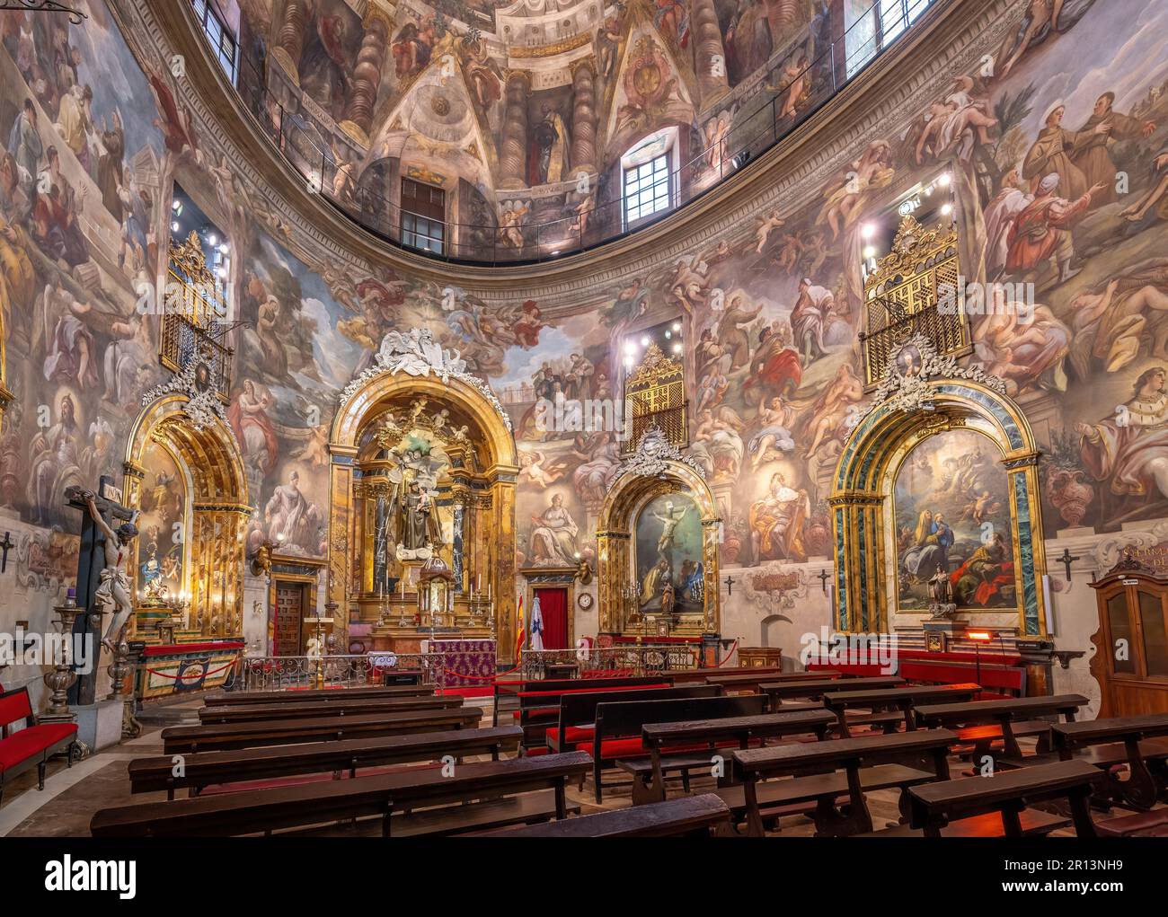 Interno barocco della Chiesa di Sant'Antonio dei Tedeschi (San Antonio de los Alemanes) - Madrid, Spagna Foto Stock