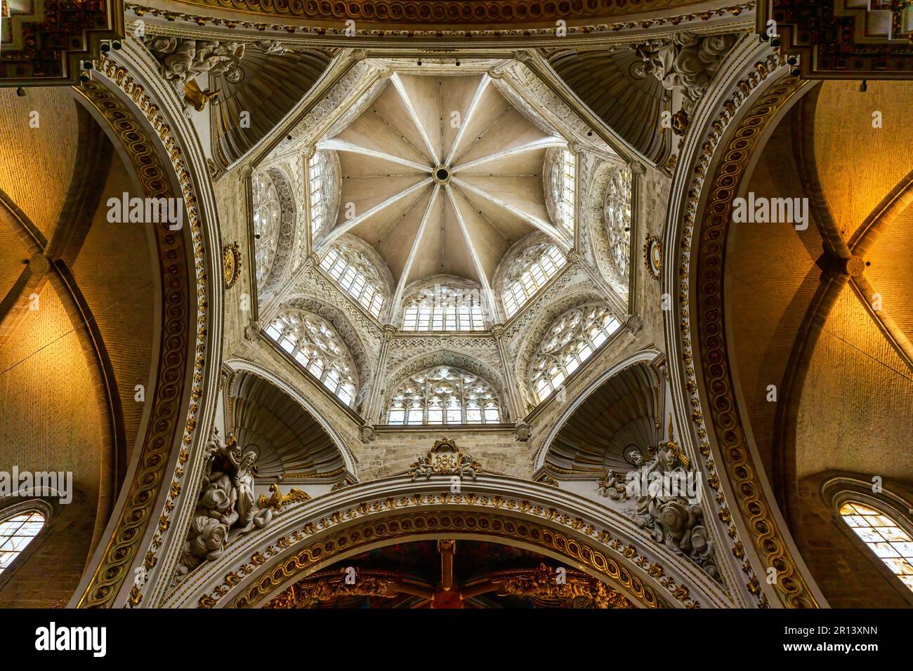 Architettura della chiesa medievale a Valencia, Spagna Foto Stock