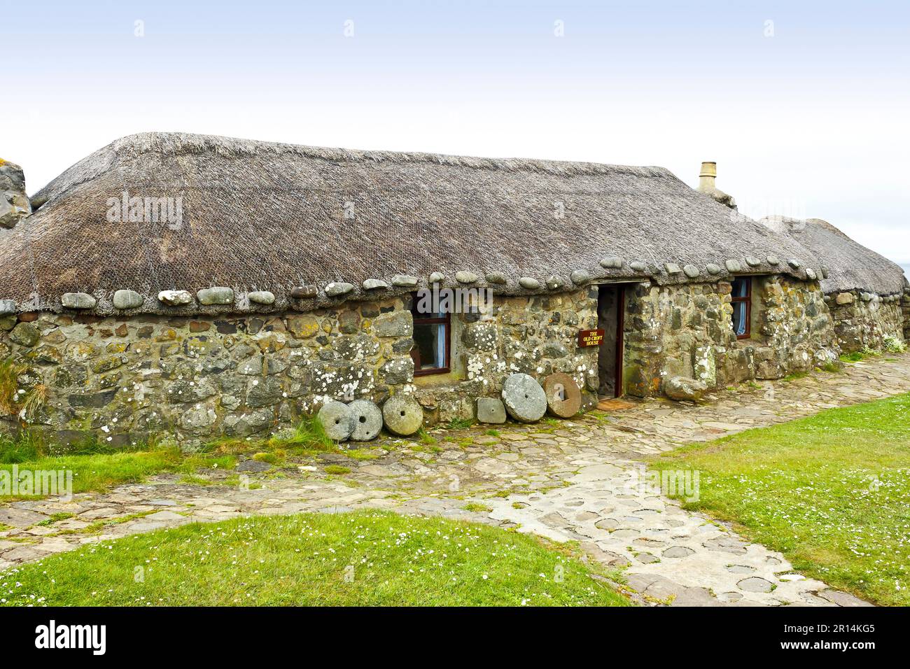 Kilmuir, Isola di Skye, Ebridi interne, Scozia - 19 giugno 2015: Il vecchio cottage croft casa nel Museo Skye di vita dell'isola. Foto Stock