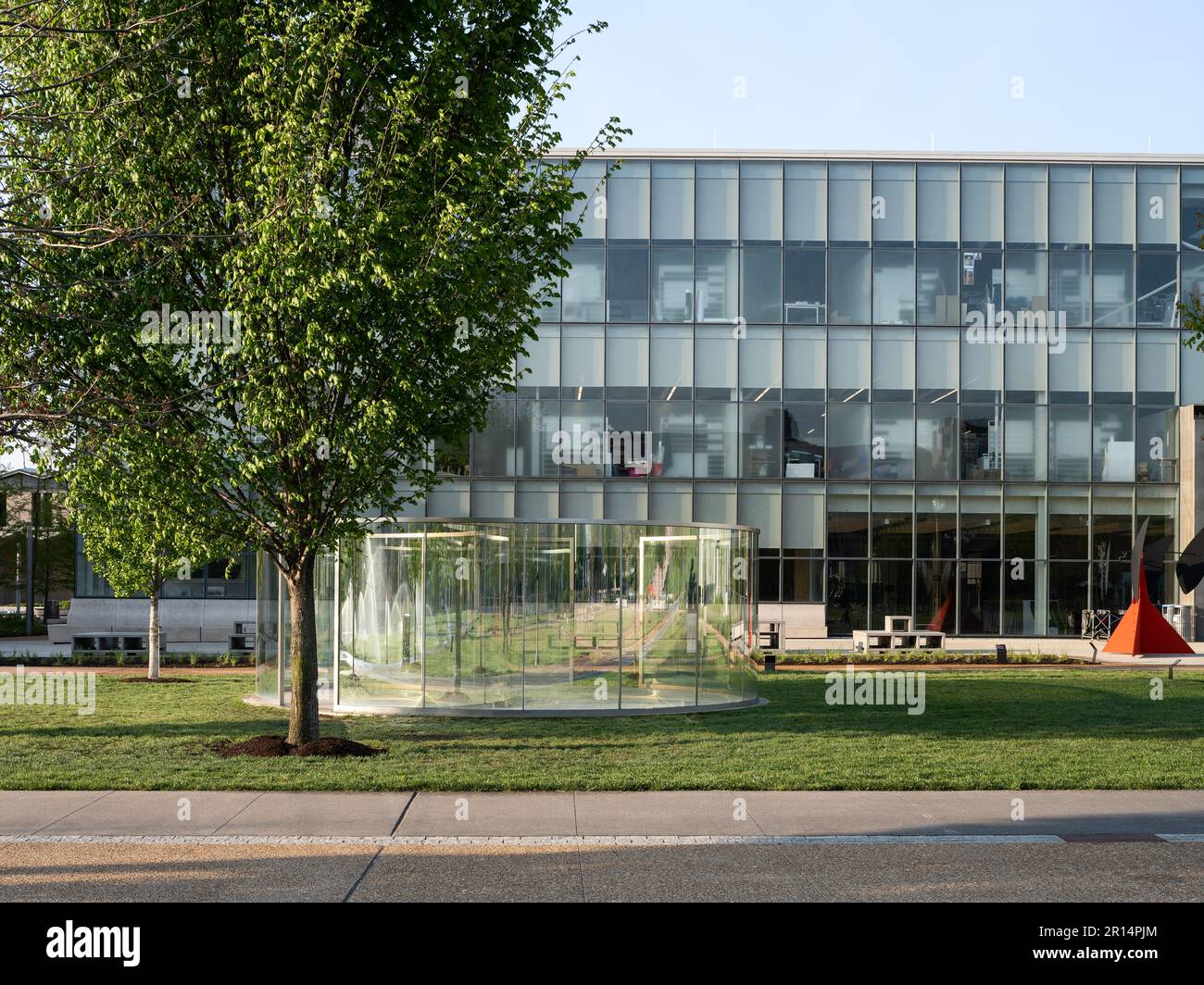 Bisected Circle di Dan Graham nel Florence Steinberg Weil Sculpture Garden Foto Stock