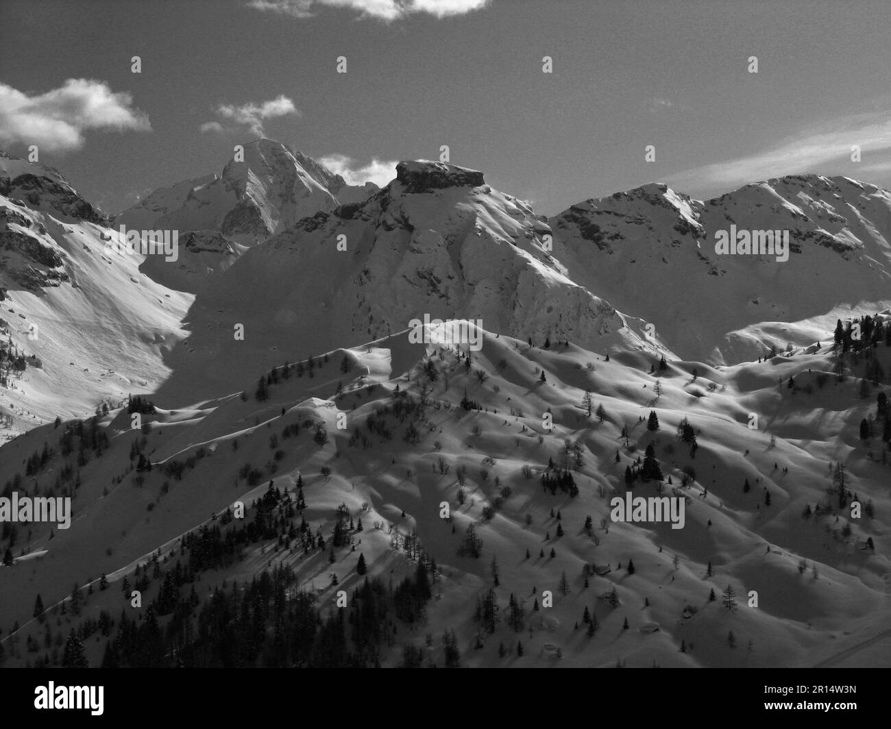 Dolomiti montagne in inverno con neve Foto Stock