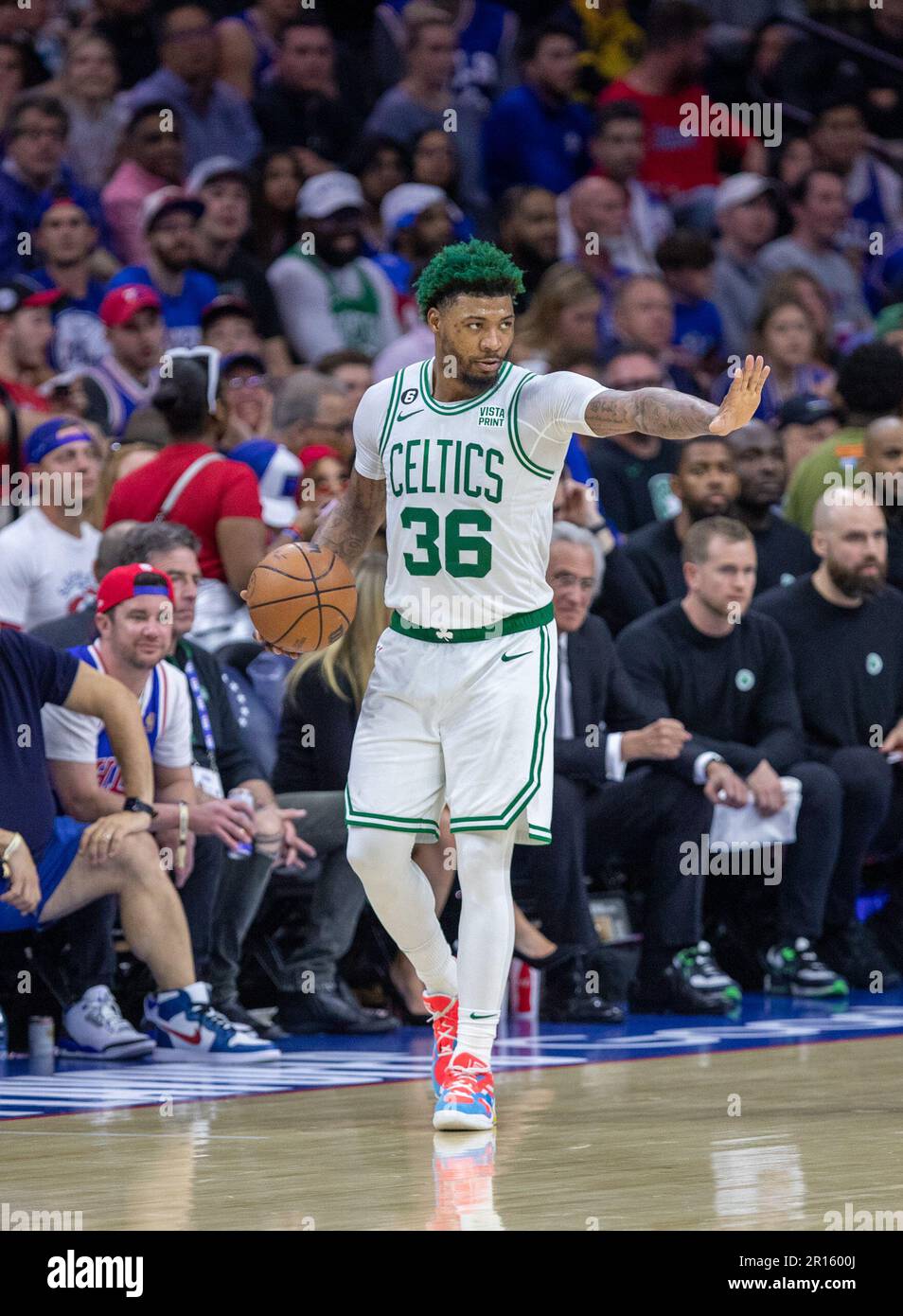 Marcus Smart (36 Celtics) durante il gioco di playoff della National Basketball Association tra Philadelphia Sixers e Boston Celtics al Wells Fargo Center di Philadelphia, USA (Foto: Georgia Soares/Sports Press Photo/C - SCADENZA DI UN'ORA - ATTIVARE FTP SOLO SE LE IMMAGINI HANNO MENO DI UN'ORA - Alamy) credito: SPP Sport Stampa Foto. /Alamy Live News Foto Stock