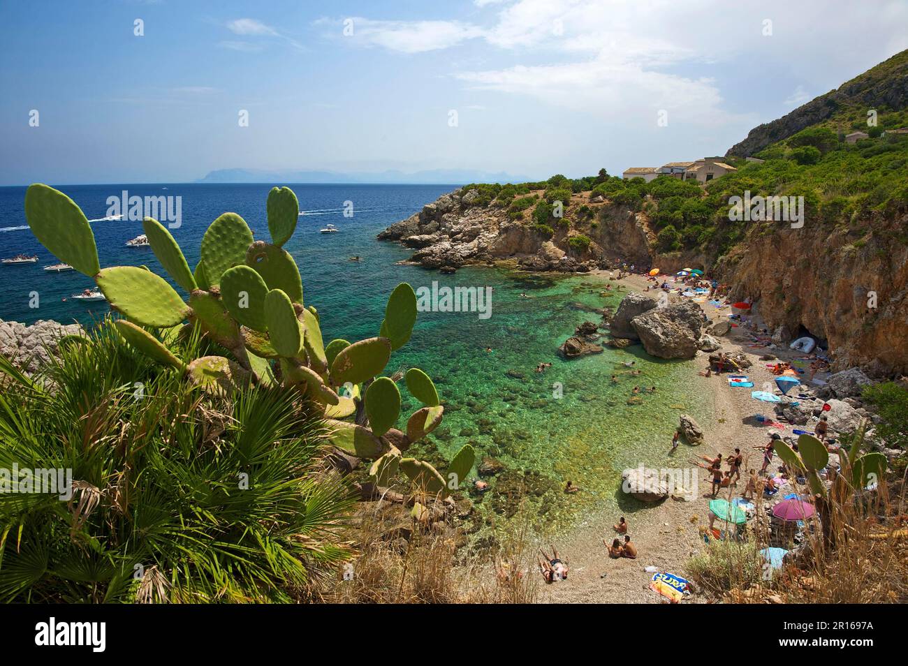 Baia della Spiaggia, Riserva Naturale dello Zingaro, San Vito lo Capo, Provincia di Trapani, Sicilia, Italia Foto Stock