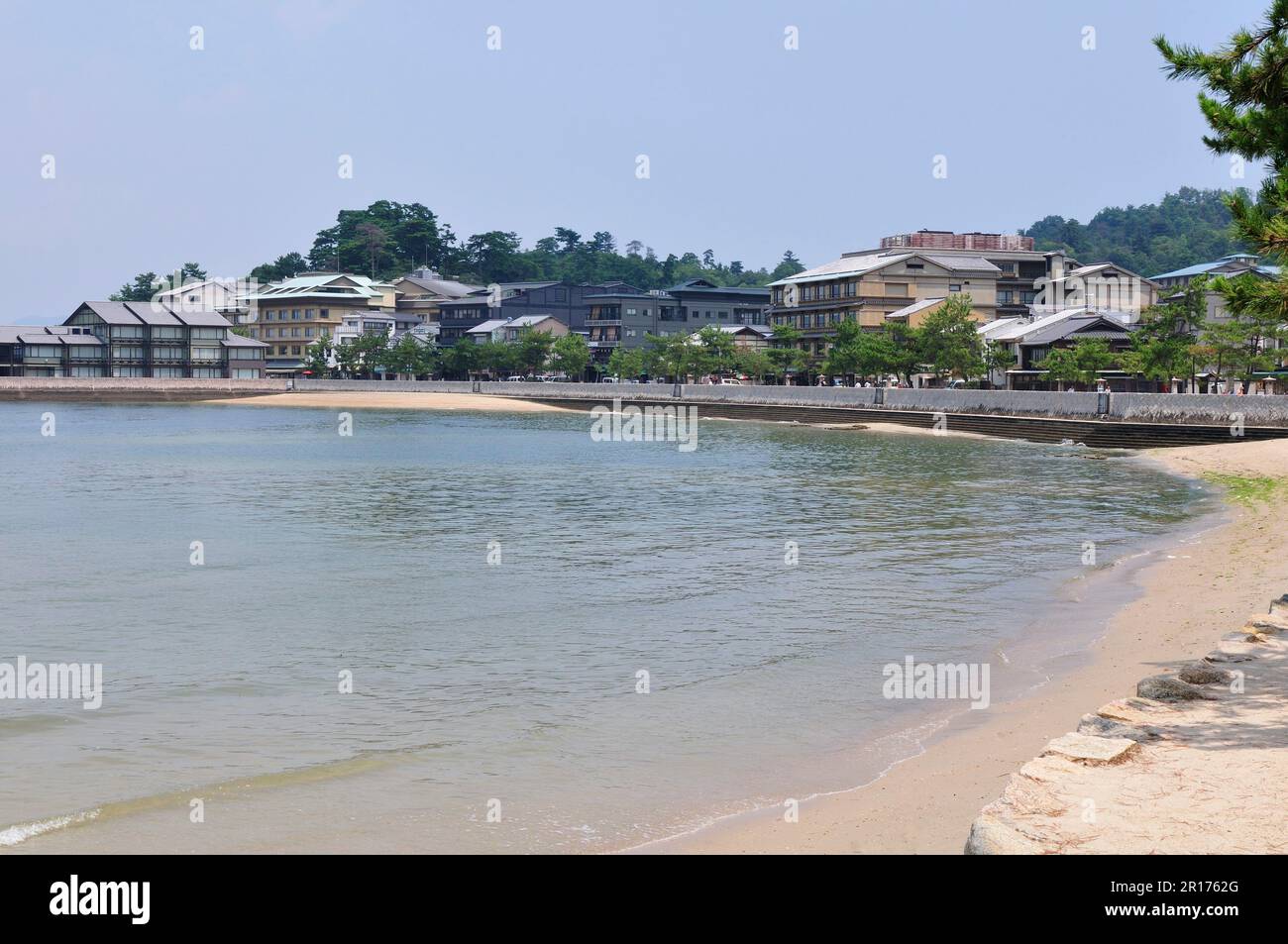 Patrimonio dell'umanità i tre punti più panoramici del Giappone Miyajima Itsukushima Santuario in estate Foto Stock