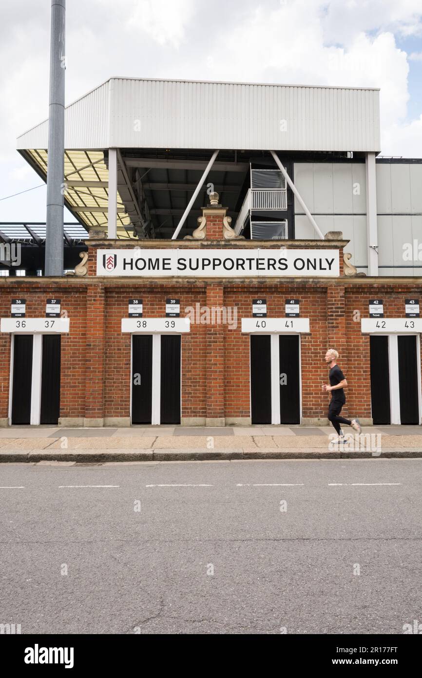 Home Supporters Only, Craven Cottage la casa di Fulham Football Club, Fulham, Stevenage Road, Londra, SW6, Inghilterra, Regno Unito Foto Stock