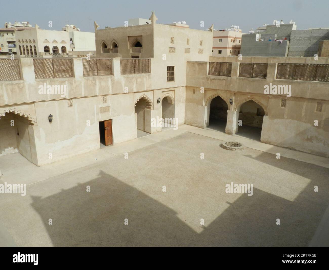 Bahrain, Muharraq: Beit Sheikh Isa bin Ali, una tradizionale casa di alta classe costruita intorno al 1800, e recentemente ristrutturato e aperto al pubblico. Mare Foto Stock