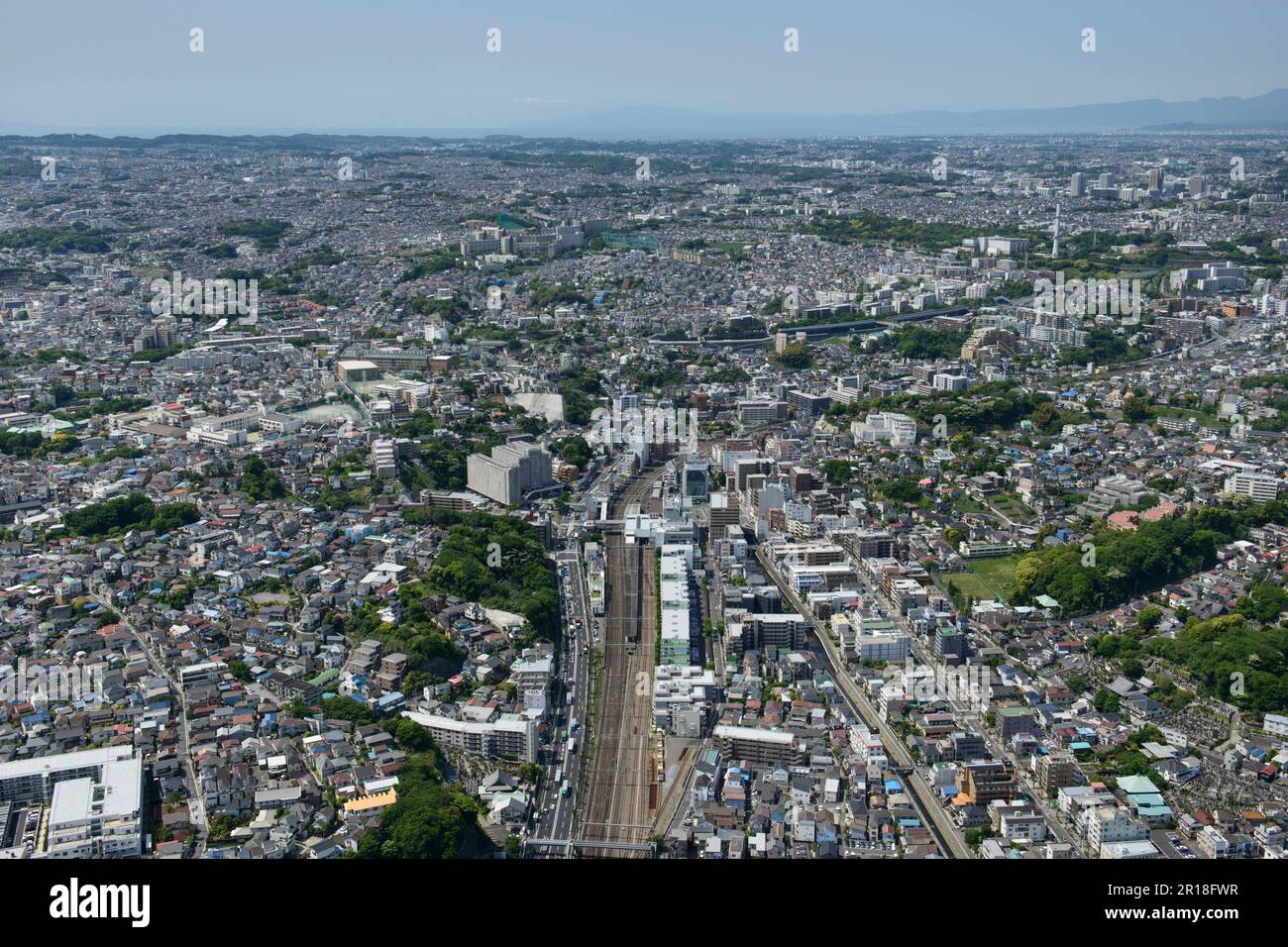 Vista aerea della stazione di Hodogaya dal lato nord-est verso enoshima in direzione Foto Stock