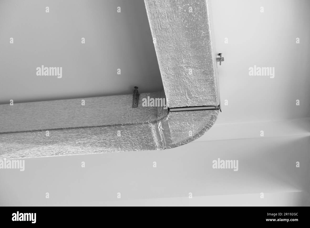 Soffitto con sistema di ventilazione interno, vista dal basso Foto Stock