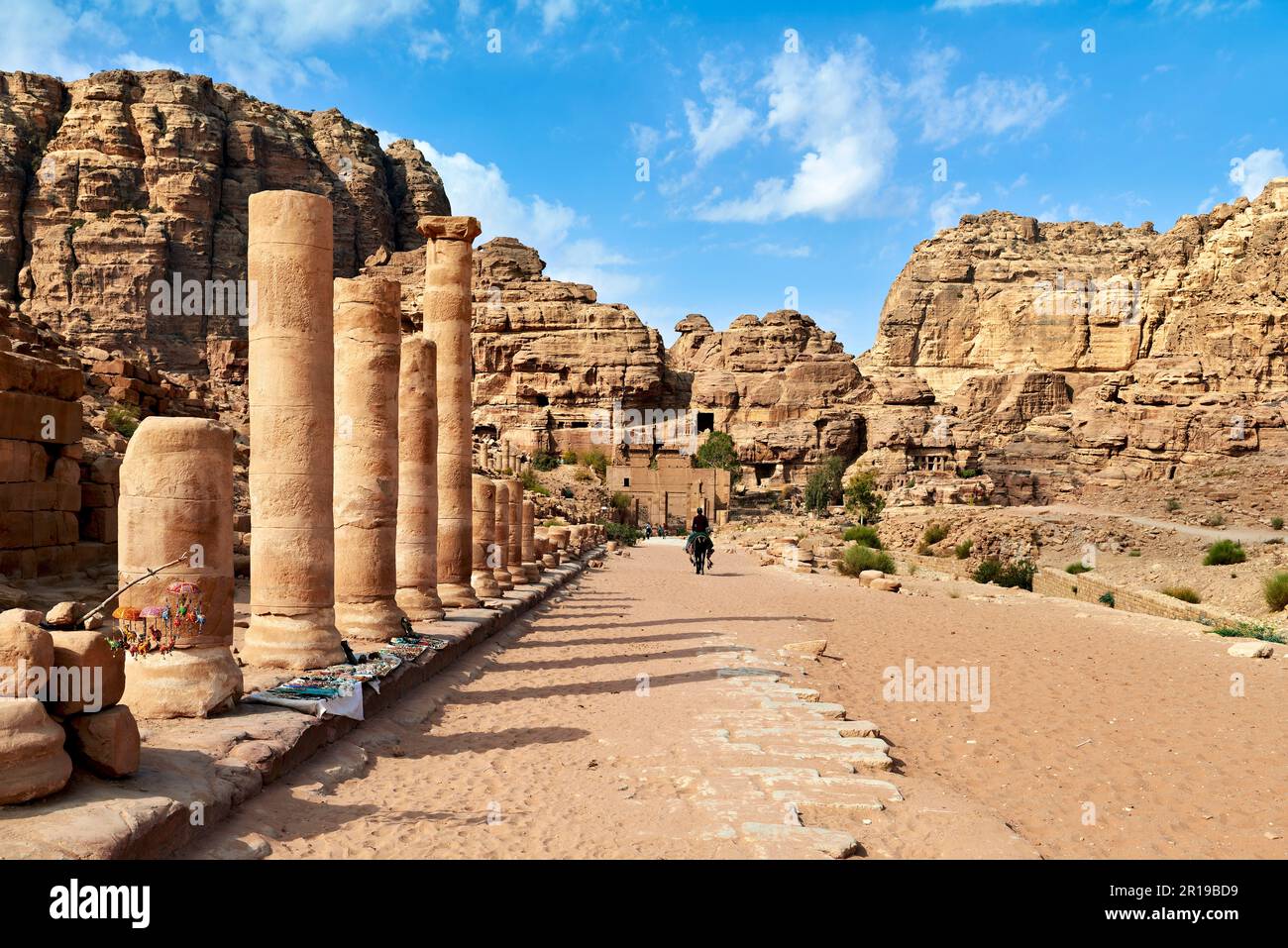 Giordania. Sito archeologico di Petra. La porta Adriana, conosciuta anche come la porta di Temenos Foto Stock
