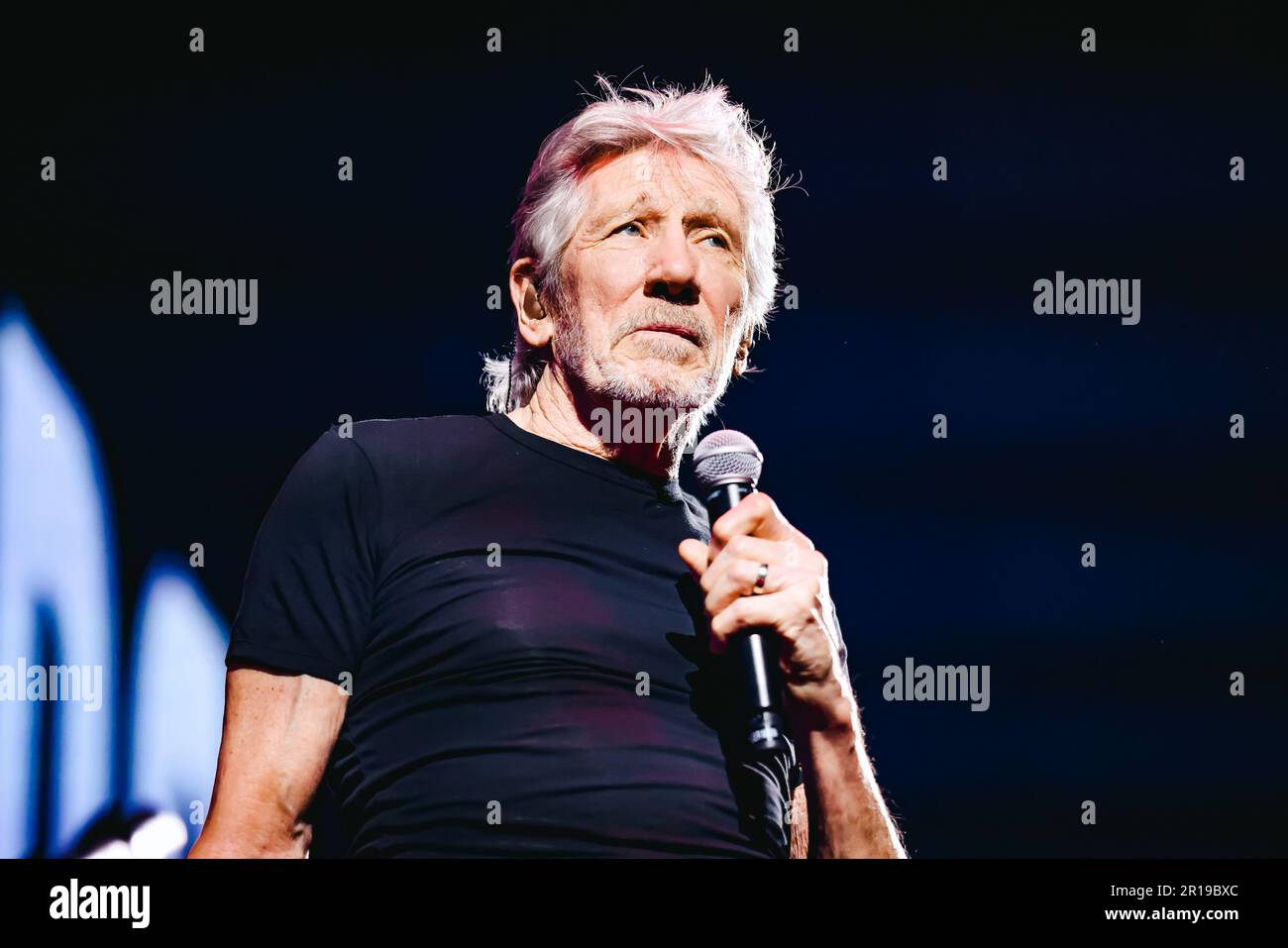 Roger Waters of Pink Floyd suona dal vivo al Mediolanum Forum Assago il 27 marzo 2023 a Milano (Foto di Alessandro Bremec/NurPhoto) Foto Stock