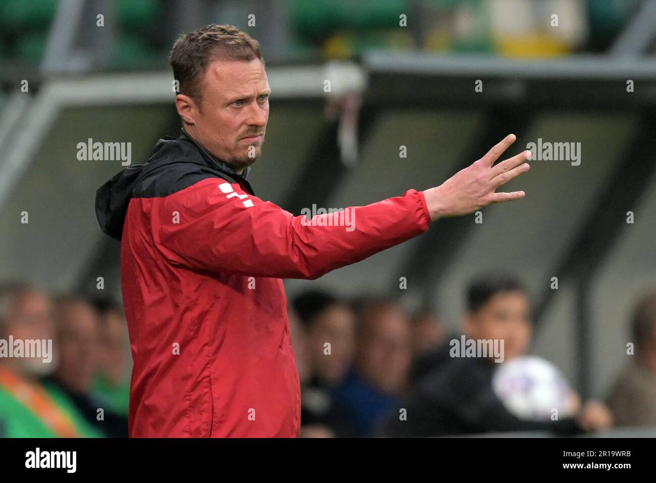 L'AIA - allenatore del FC Dordrecht Michele Santoni durante la partita della Kitchen Champion Division tra ADO Den Haag e FC Dordrecht allo stadio di Bingoal il 12 maggio 2023 all'Aia, Paesi Bassi. ANP GERRIT VAN KOLOLEN Foto Stock