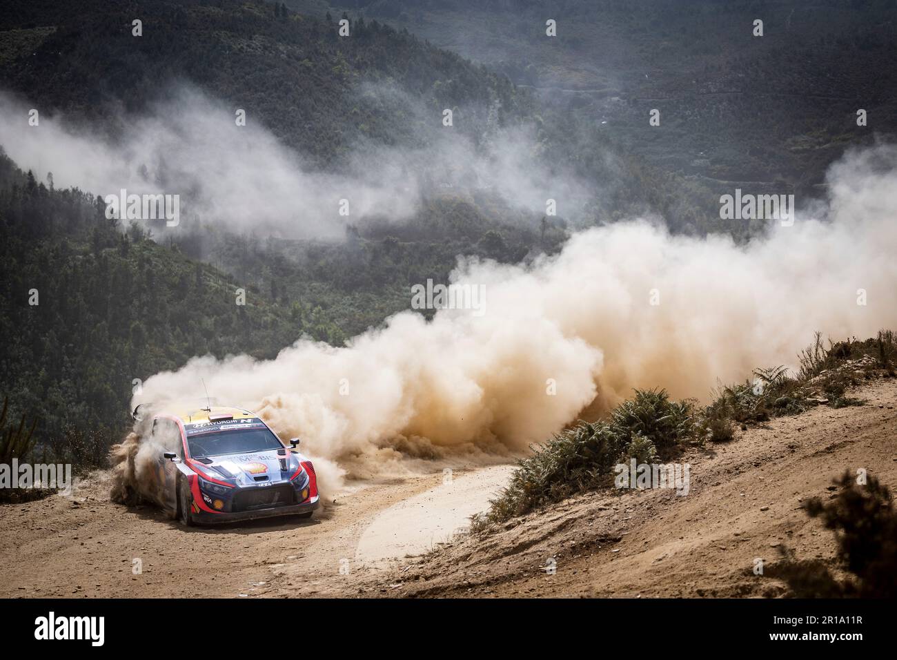 Matosinhos, Portogallo. 12th maggio, 2023. 06 Dani SORDO (ESP), Candido CARRERA (ESP), HYUNDAI SHELL MOBIS WORLD RALLY TEAM, HYUNDAI i20 N Rally1 Hybrid, WRC, azione durante il Rally de Portugal 2023, 5th° round del WRC World Rally Car Championship 2023, dal 11 al 14 maggio 2023 a Matosinhos, Portogallo - Foto Nikos Katikis/DPPI Credit: DPPI Media/Alamy Live News Foto Stock