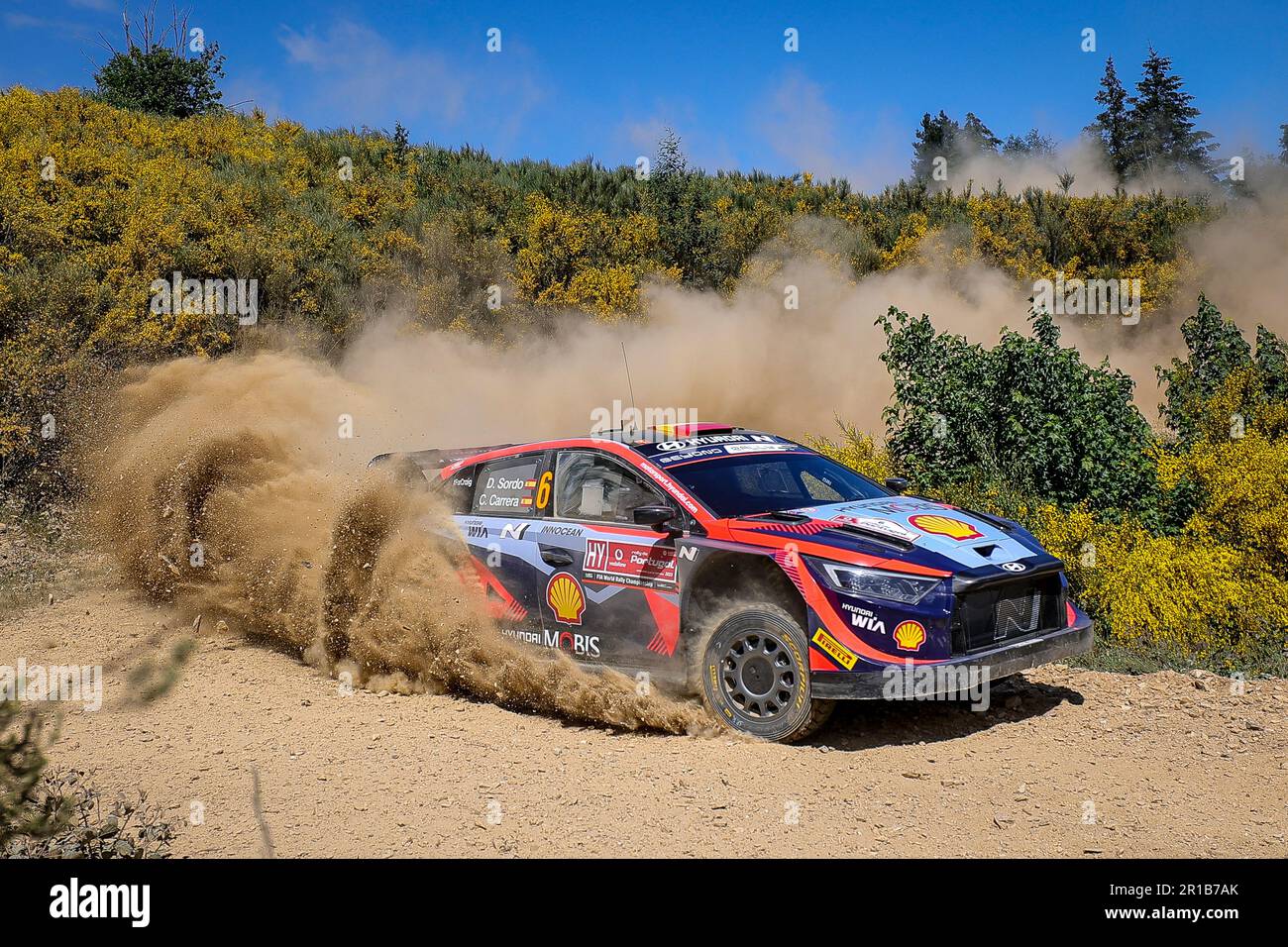 Porto, Portogallo. 12th maggio, 2023. 06 SORDO Dani (spa), CARRERA Candido (spa), Hyundai Shell Mobis World Rally Team, Hyundai i20 Coupé WRC, azione durante il Rally Portogallo 2023, 5th° round del WRC World Rally Championship 2023, dal 11 al 14 maggio 2023 a Porto, Portogallo - Foto Paulo Maria/DPPI Credit: DPPI Media/Alamy Live News Foto Stock