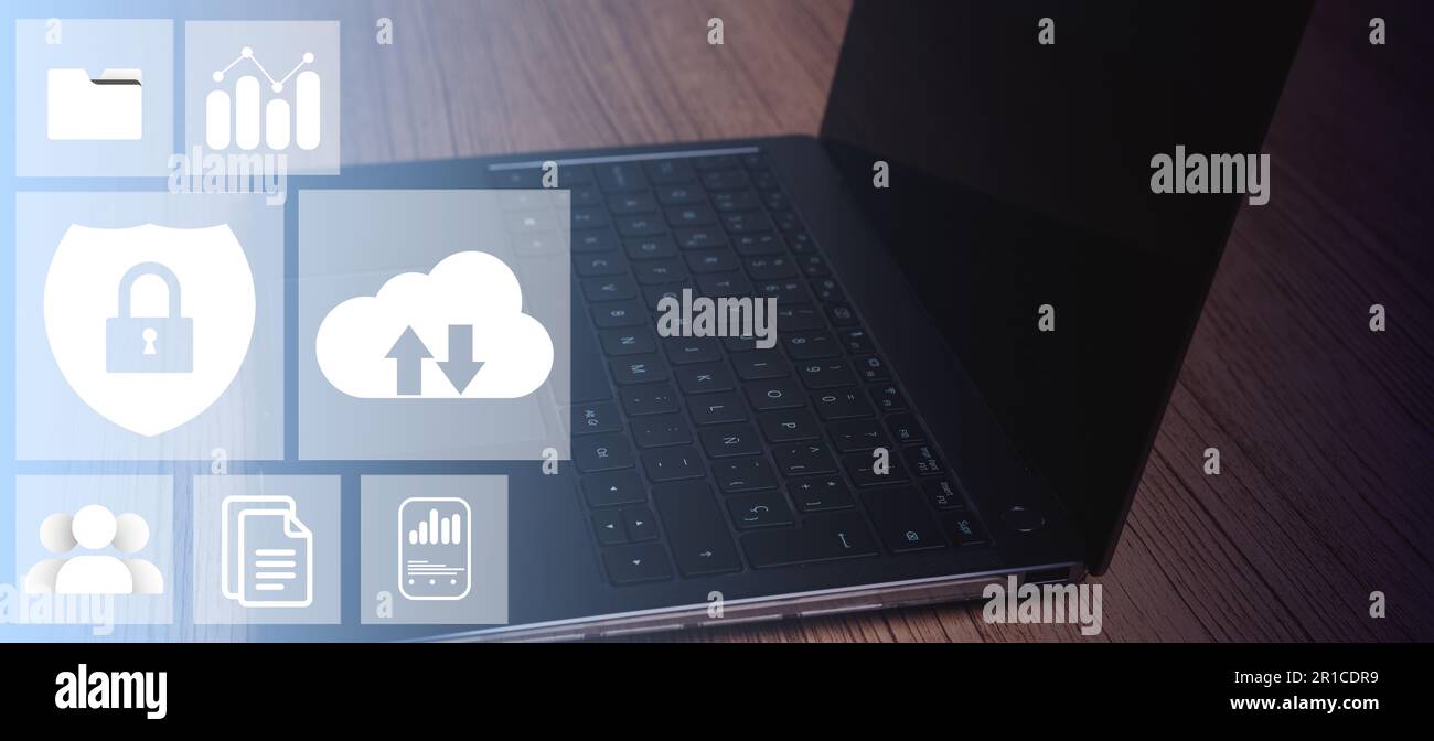 Banner foto desktop con icone dei documenti di gestione per il concetto di sistema di gestione dei dati. Database di documentazione e sistema di archiviazione di file digitali. Foto Stock