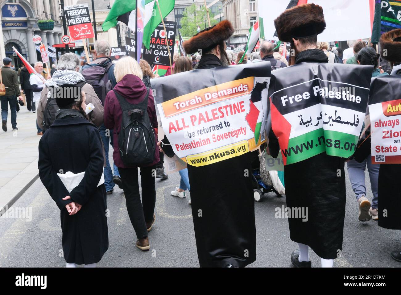 Londra, Regno Unito. 13th maggio 2023. Nakba 75 marcia libera della Palestina a Londra. Credit: Matthew Chattle/Alamy Live News Foto Stock