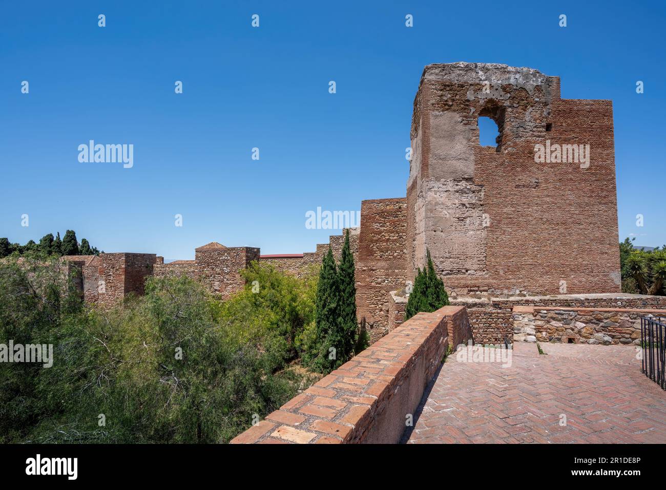 Torre del Homenaje (Castello) presso la Fortezza di Alcazaba - Malaga, Andalusia, Spagna Foto Stock