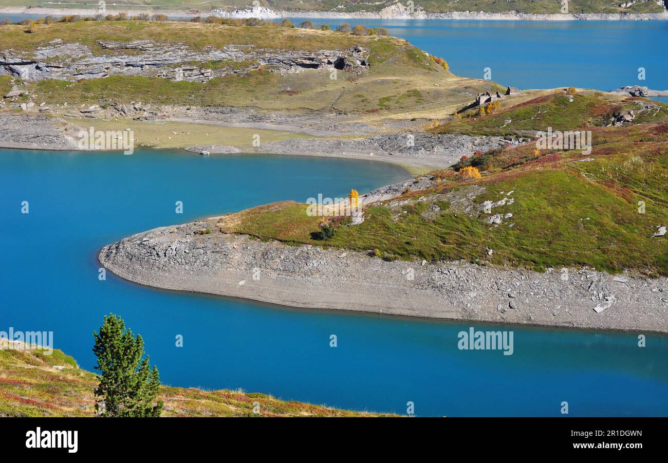 Lago della diga di Mont Cenis in Haute Maurienne Foto Stock