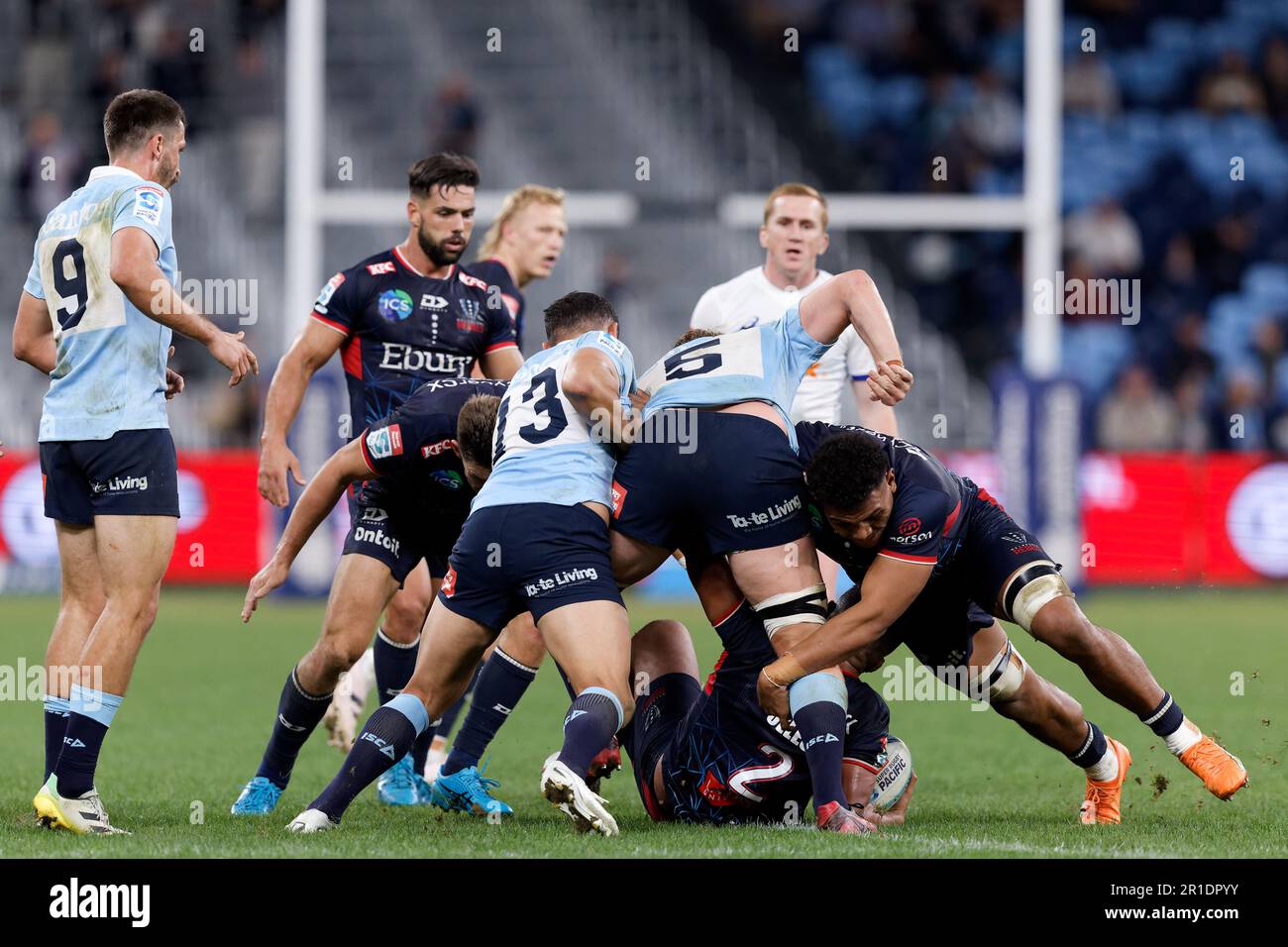 Sydney, Australia. 13th maggio, 2023. Jordan Uelese dei ribelli viene combattuta durante la partita Super Rugby Pacific tra i Waratahs e i ribelli allo stadio Allianz il 13 maggio 2023 a Sydney, Australia Credit: IOIO IMAGES/Alamy Live News Foto Stock